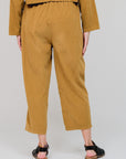 Tapered Hem Pants in Mustard_Back