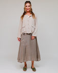 Midi 2-Different Pockets Skirt Taupe Whole Body Front