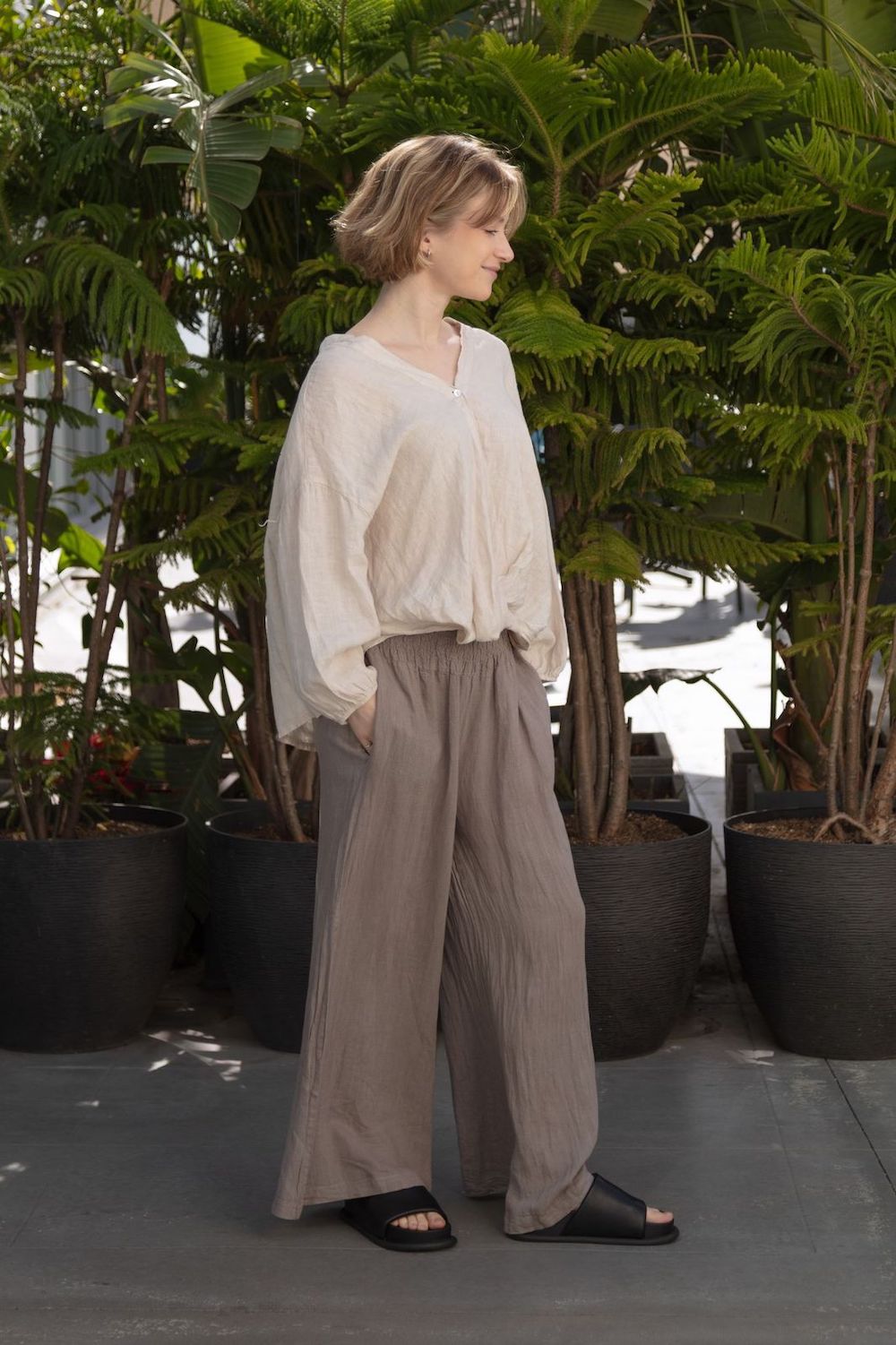 Gathered Linen Button Up sideview