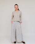 2-Pocket Top in 3/4 Sleeve Sand Front