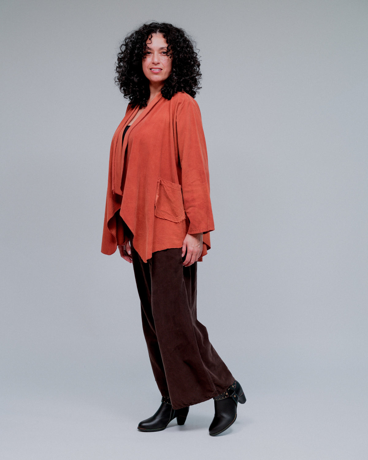 Short Drape Duster in Terra_Side