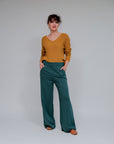 V-Neck Round Hem Sweater in Mustard_Front