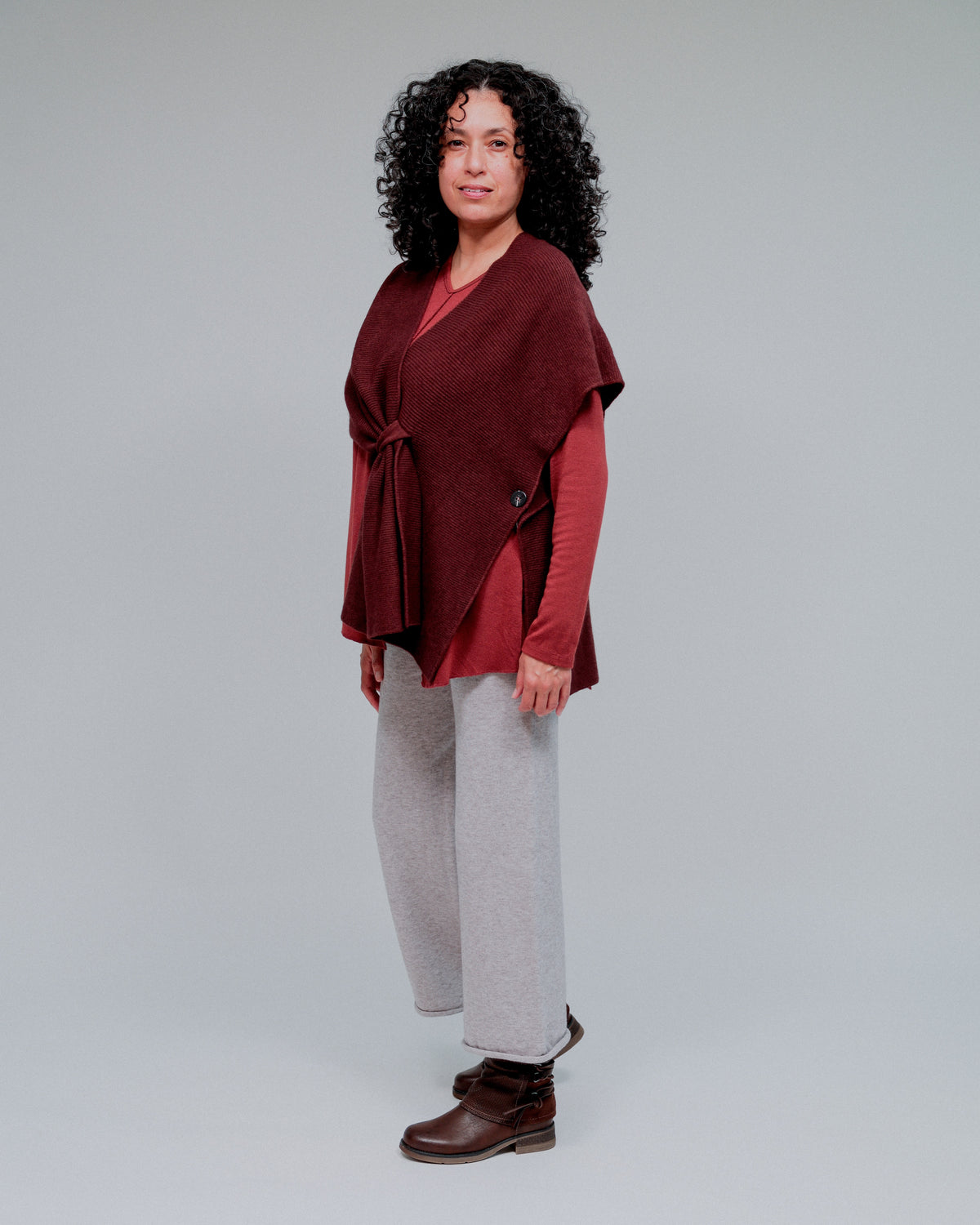 Side Button Loop Kimono in Wine_Side