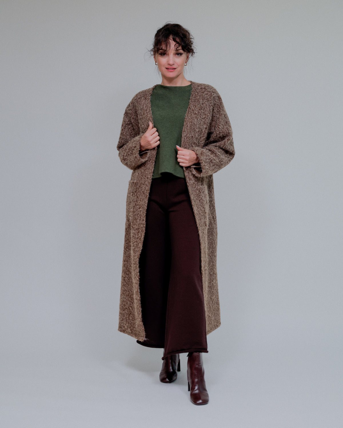 Fuzzy 2 Pocket Long Open Coat in Camel_Front
