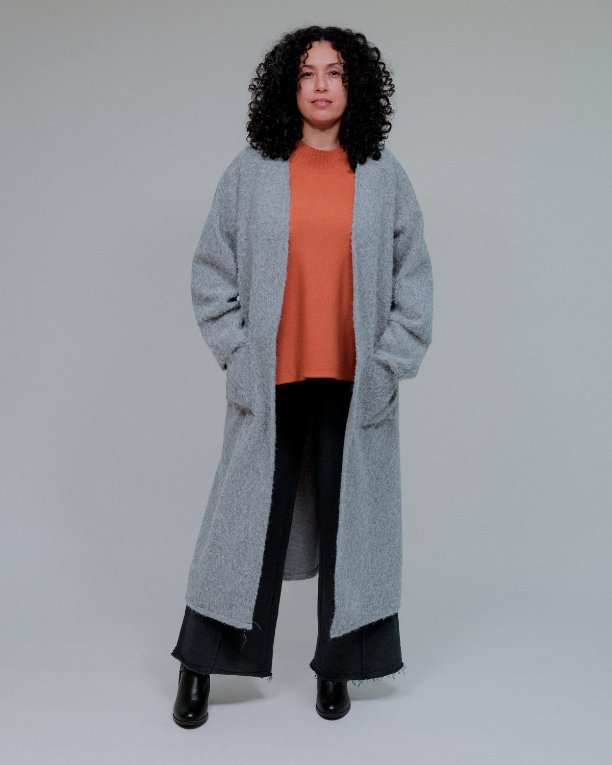 Fuzzy 2 Pocket Long Open Coat in Heather Gray_Front