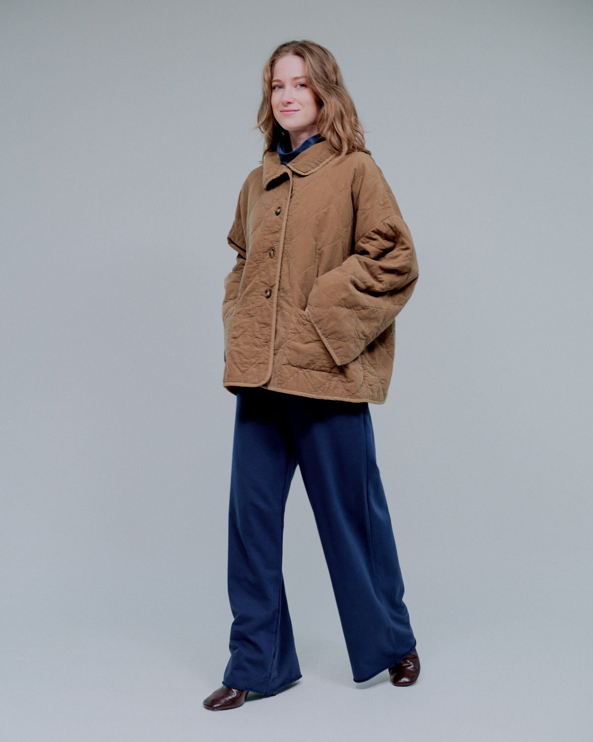 Stand Collar Quilted Jacket in Camel_Side