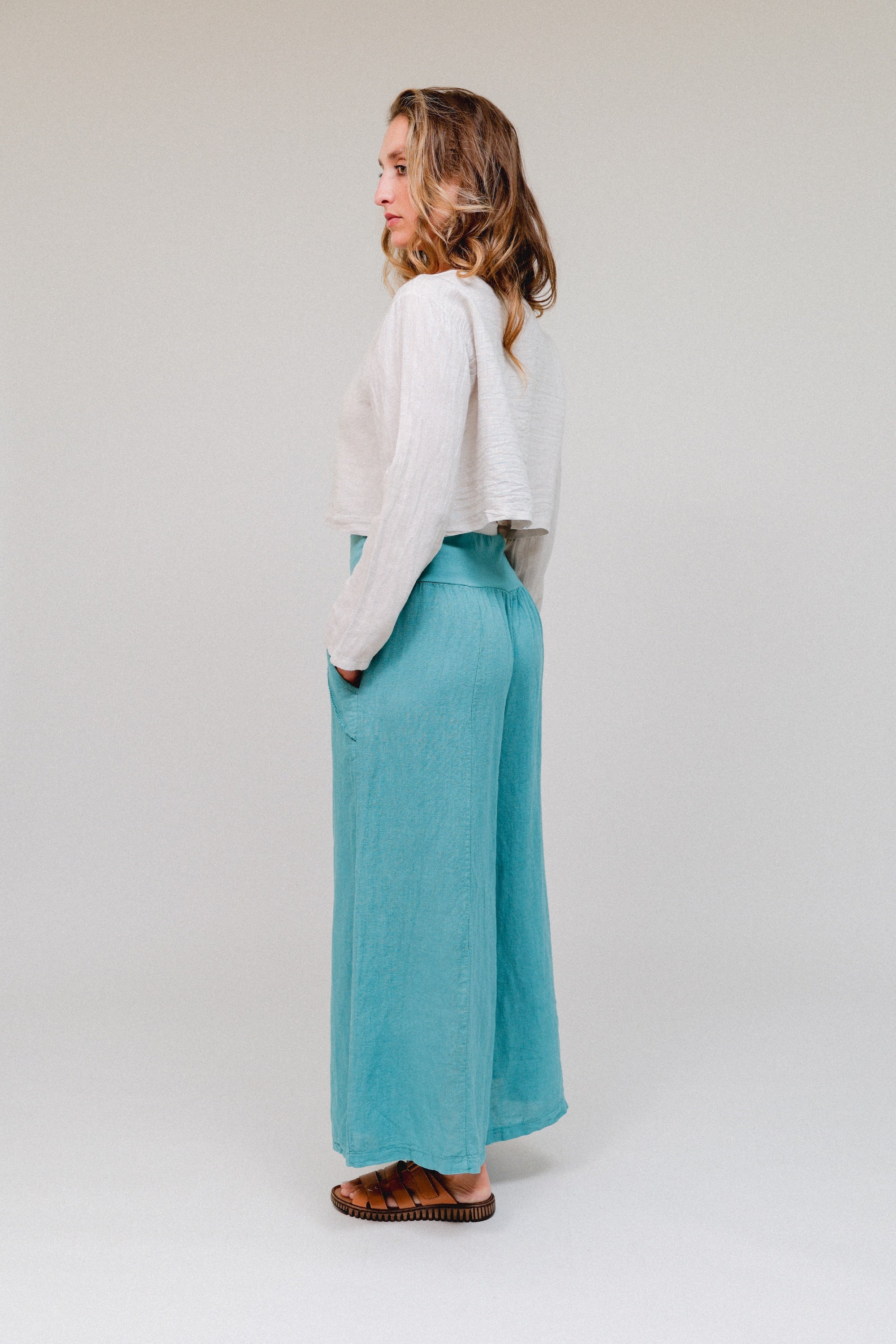 Round Neck Crop Cover Top