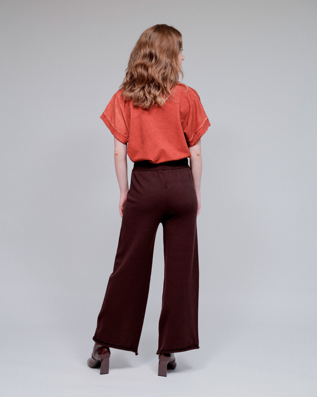 Slide Pockets, Raw Hem Pants in Coco_Back
