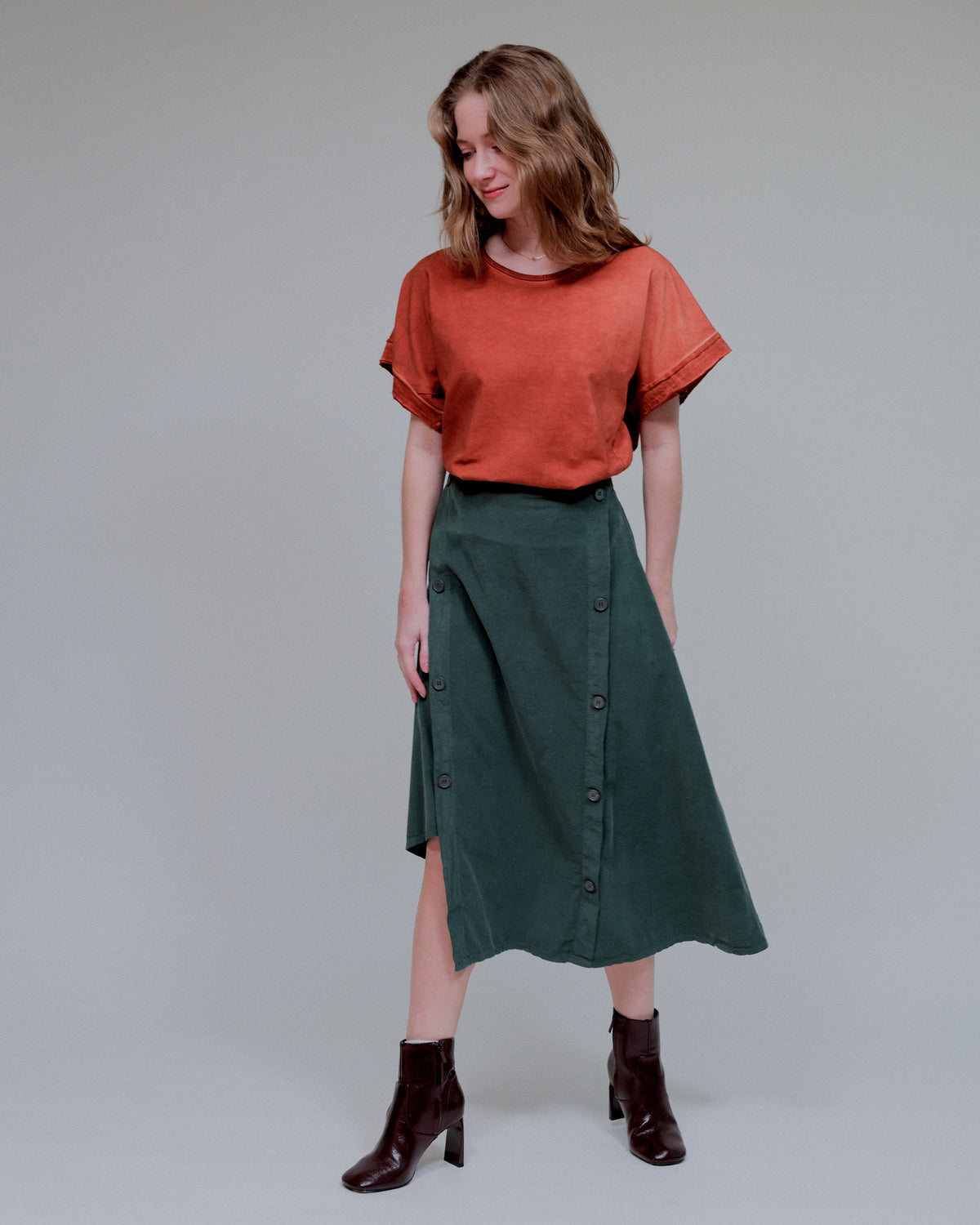 Button Accent Midi Skirt in Olive_Side