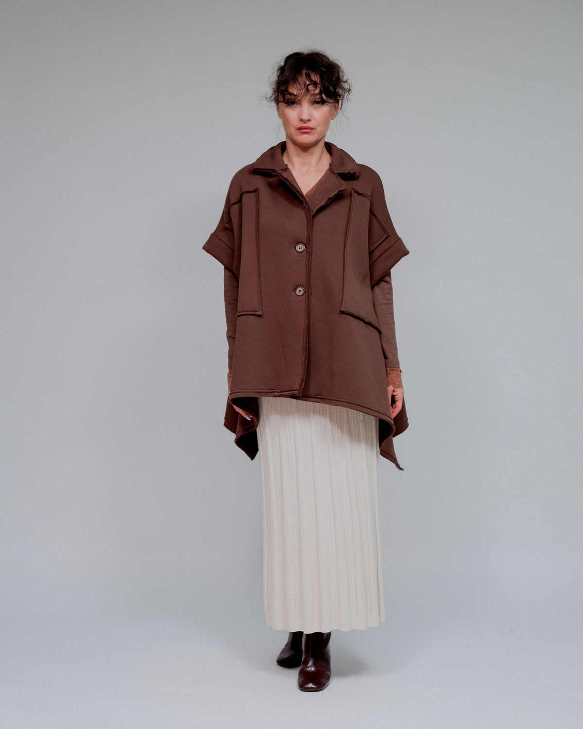 Short Sleeve Raw Finish Flare Jacket in Coco_Front