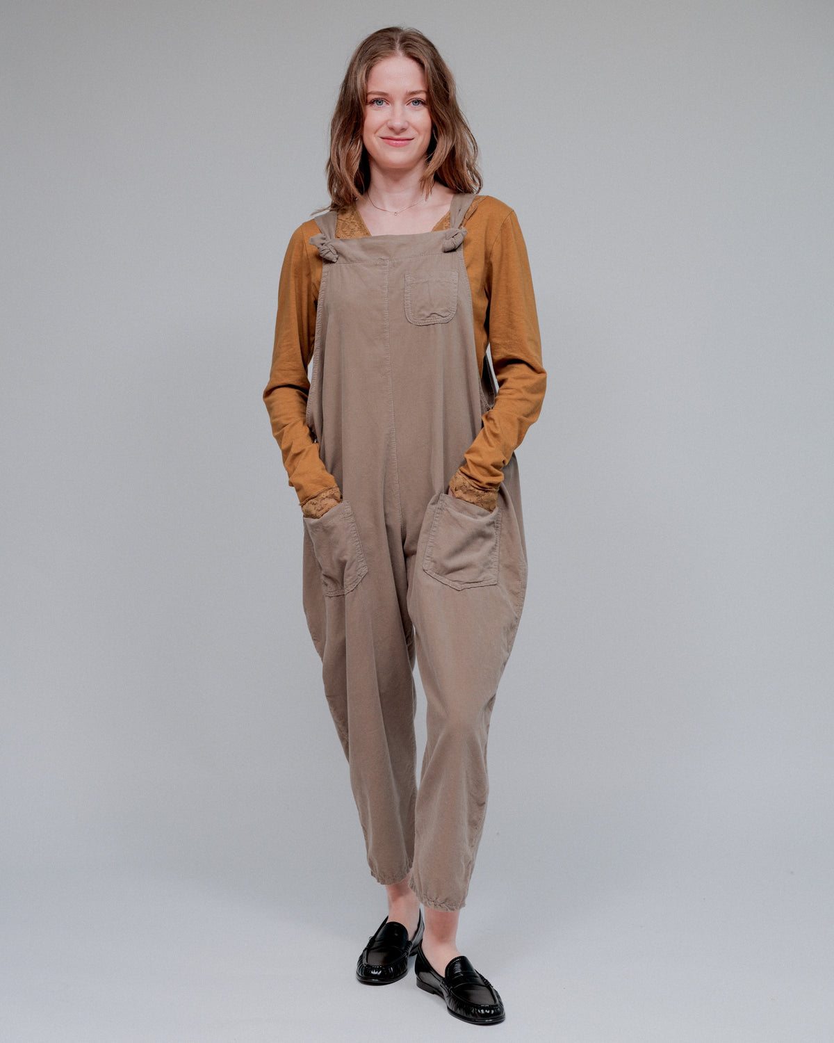 3-Pocket Overall/Jumpsuit in Sand_Front