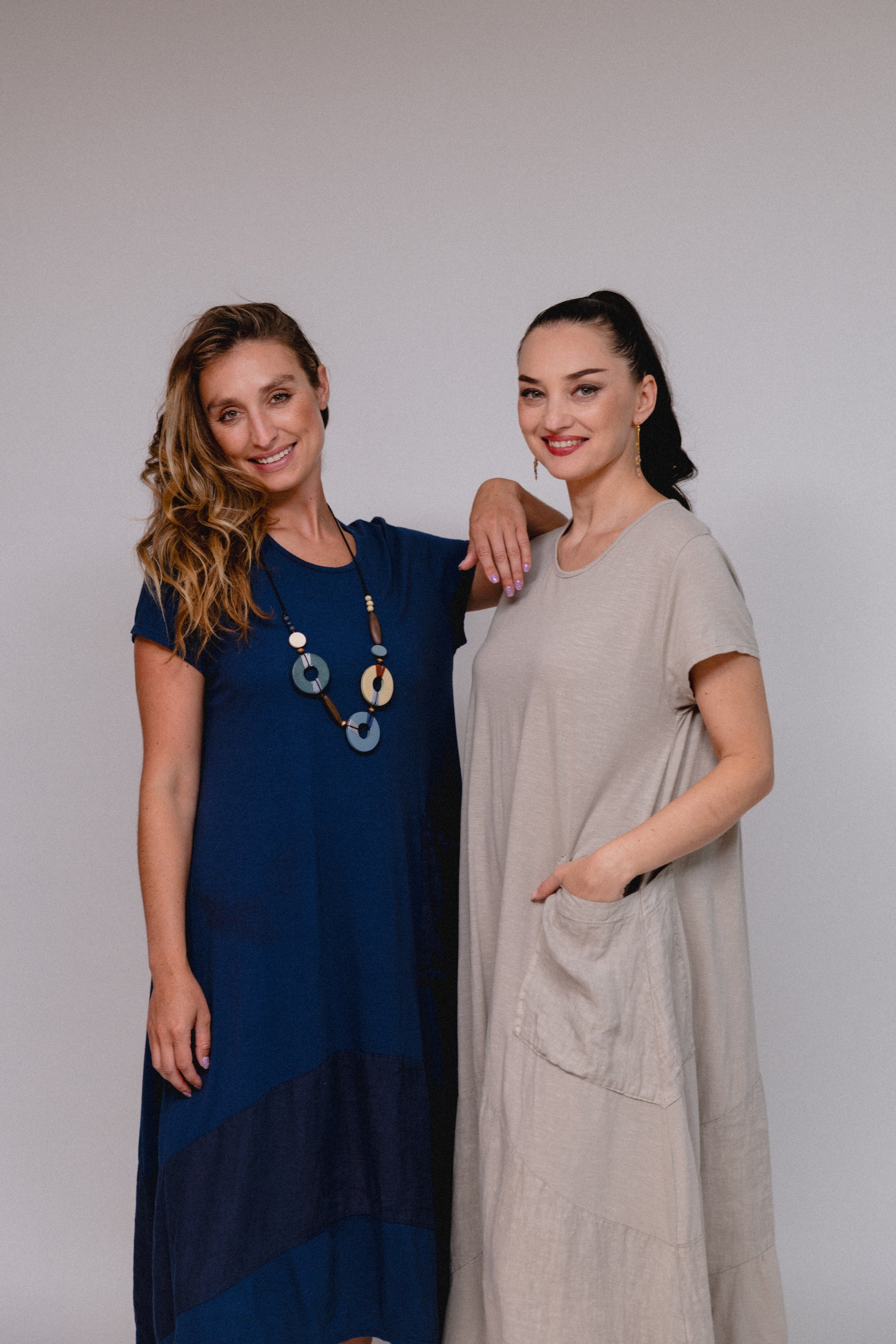 Cap Sleeve 1-Pocket Dress Sand and Navy Front