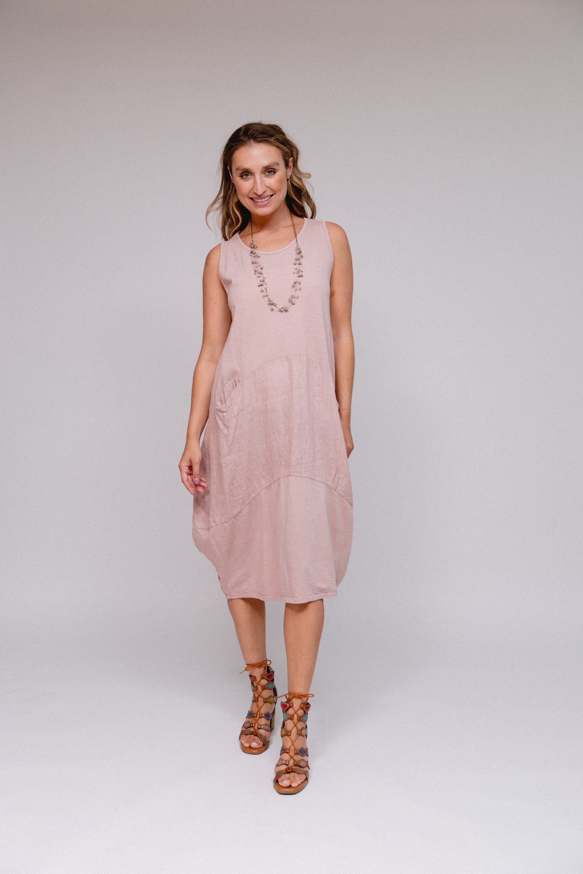 Sleeveless Bubble Dress Pink Front