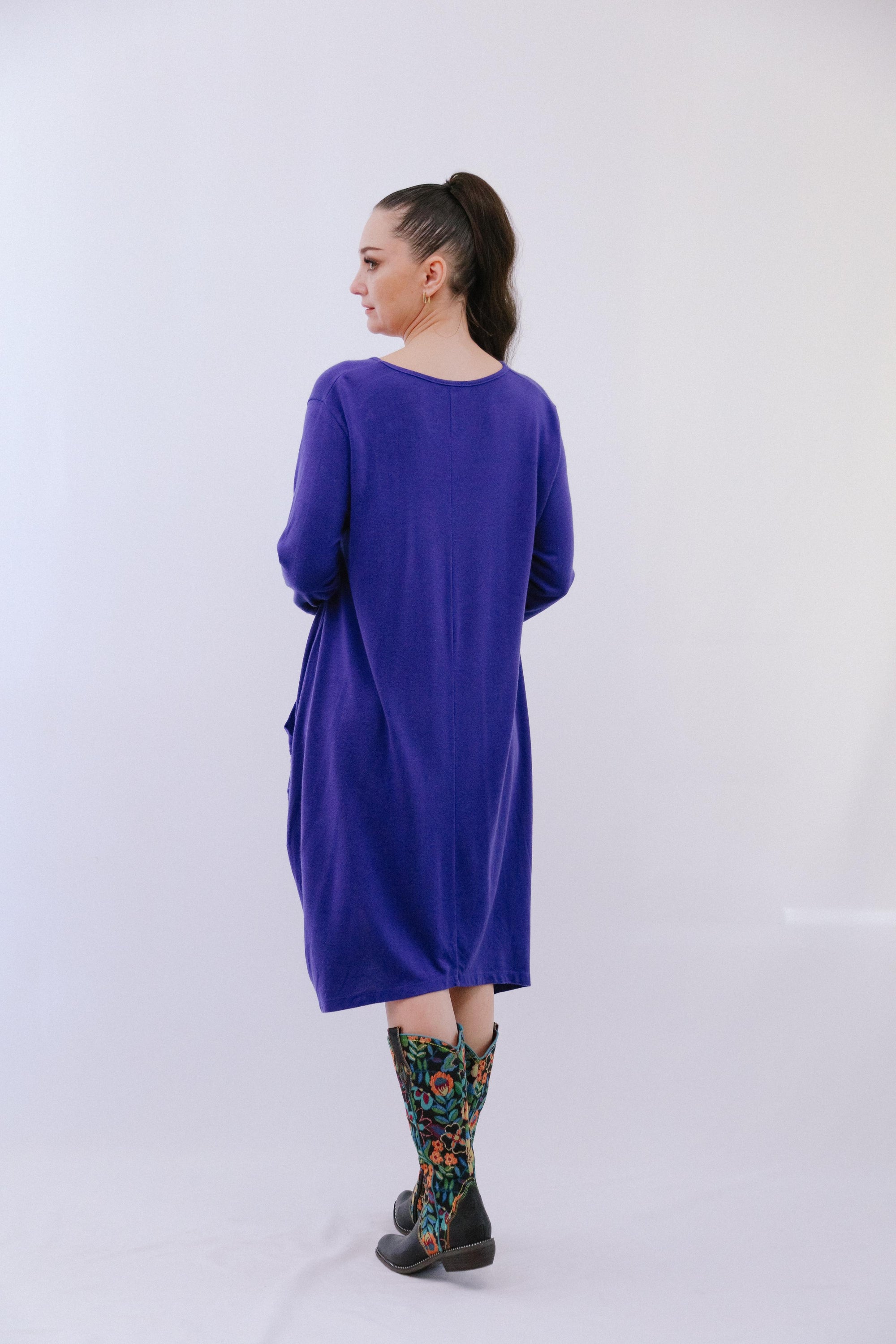 Bubble 2-Pocket Dress in Purple_Back