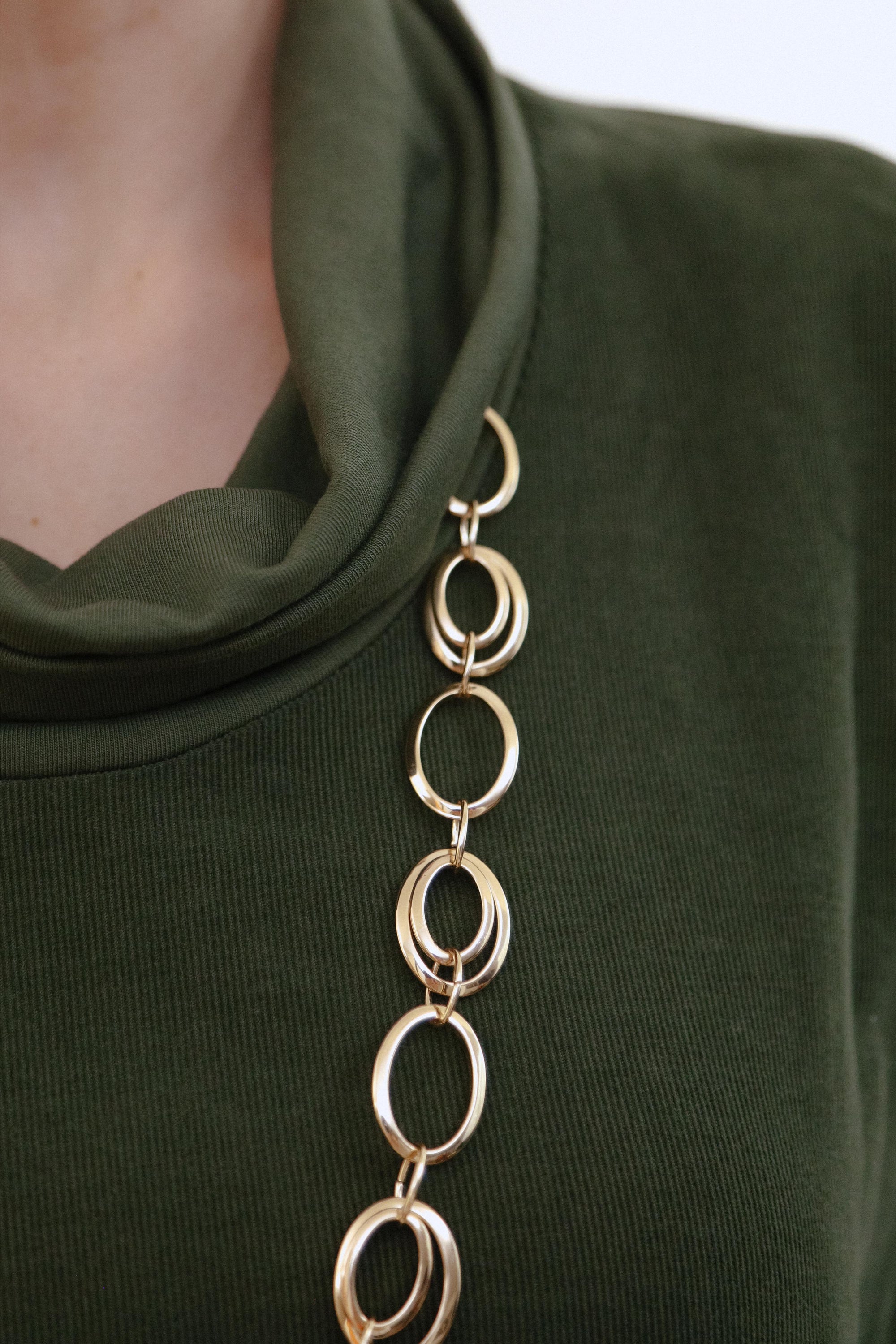 Mix Media Bubble Dress in Olive_Collar Detail