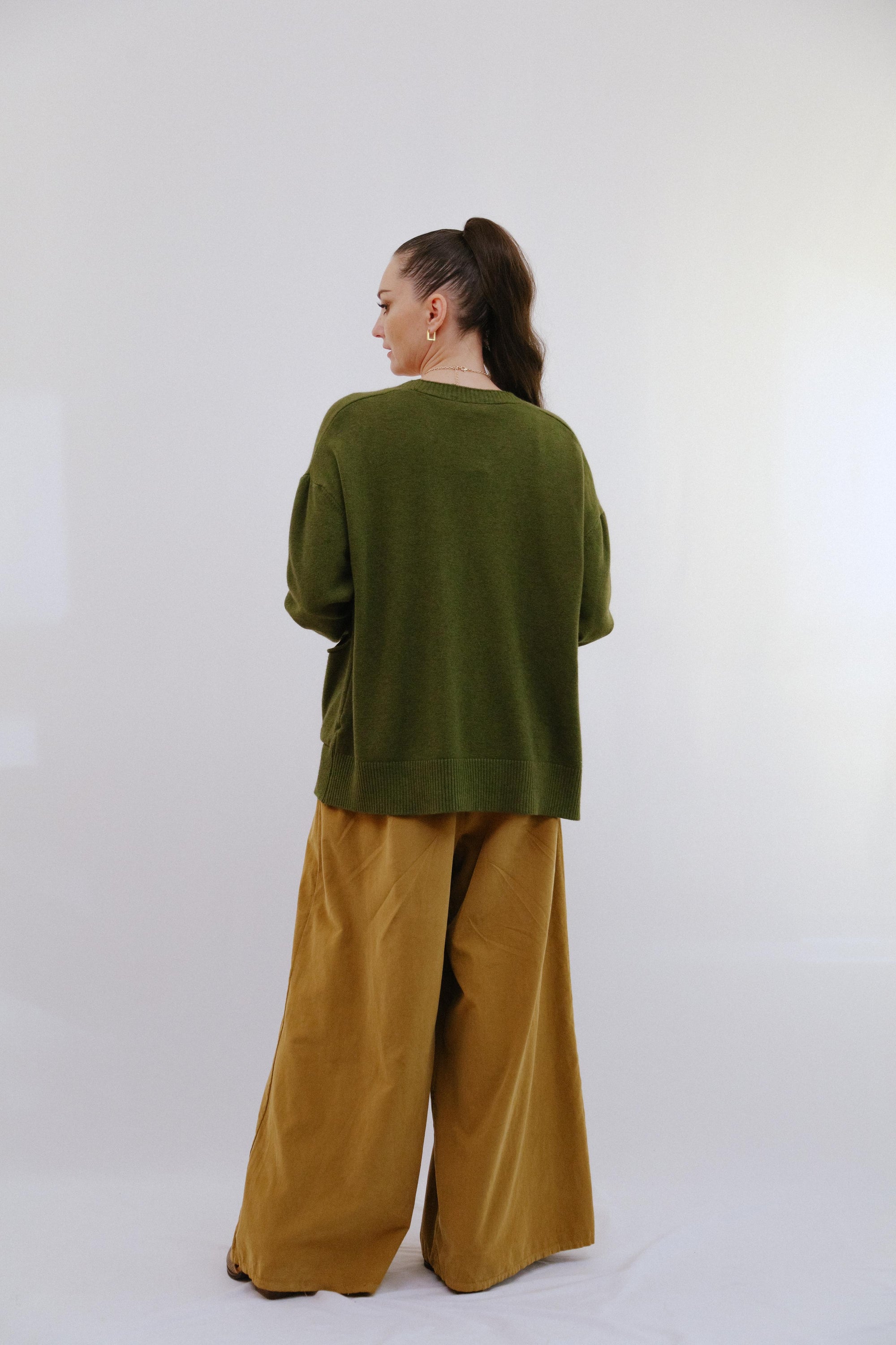 Open 2-Pocket Cardigan in Kiwi_Back