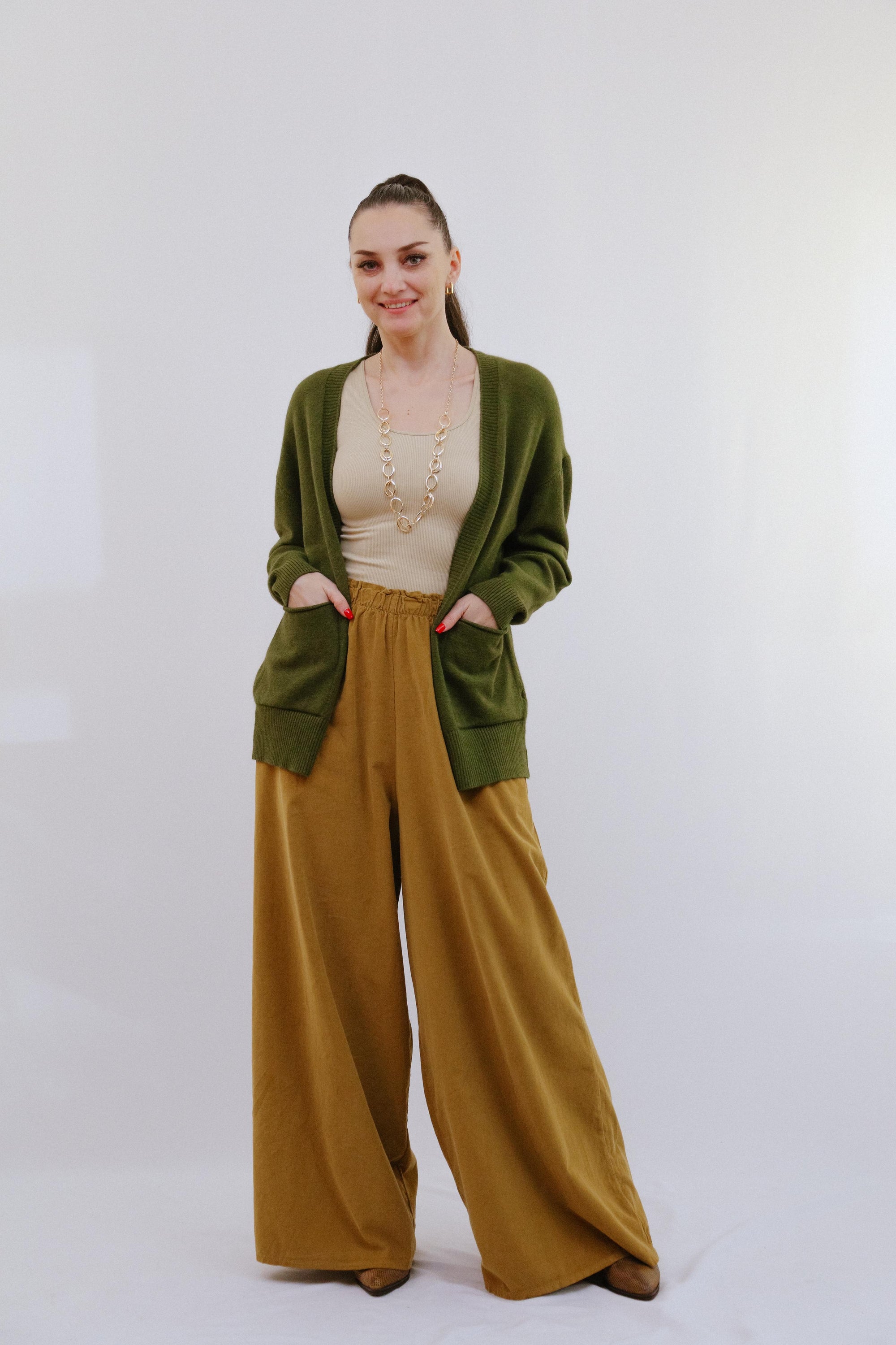 Open 2-Pocket Cardigan in Kiwi_Front