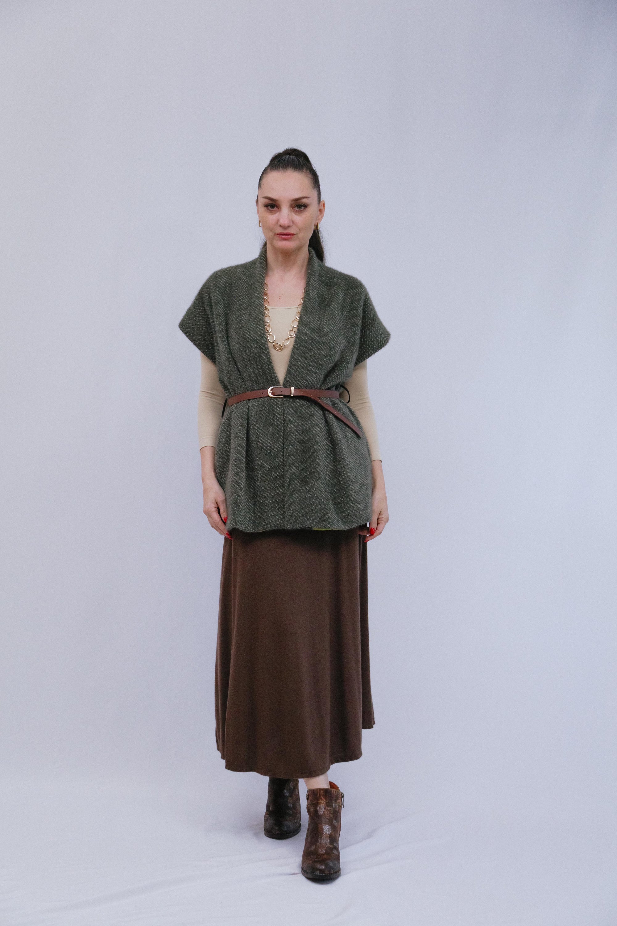 Velted Vest in Heather_Front