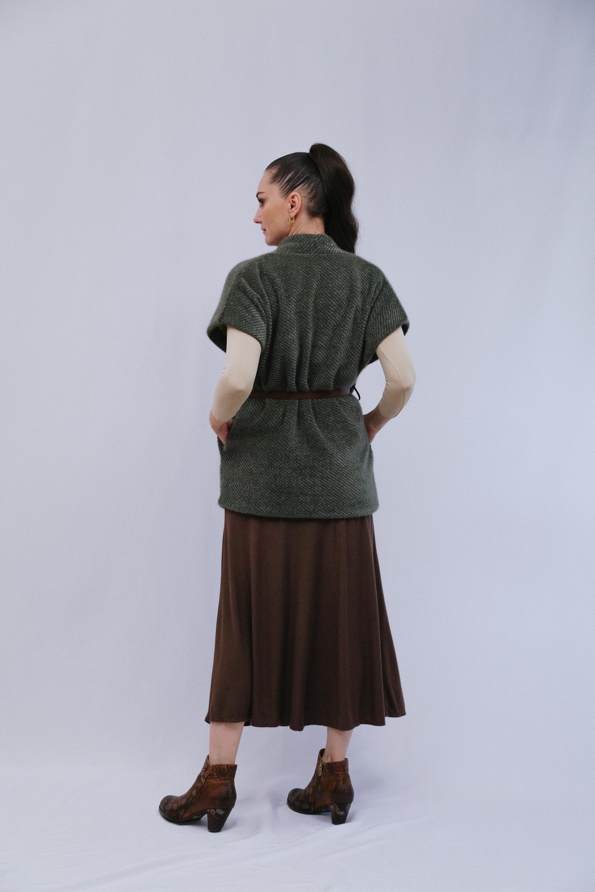 Velted Vest in Heather_Back