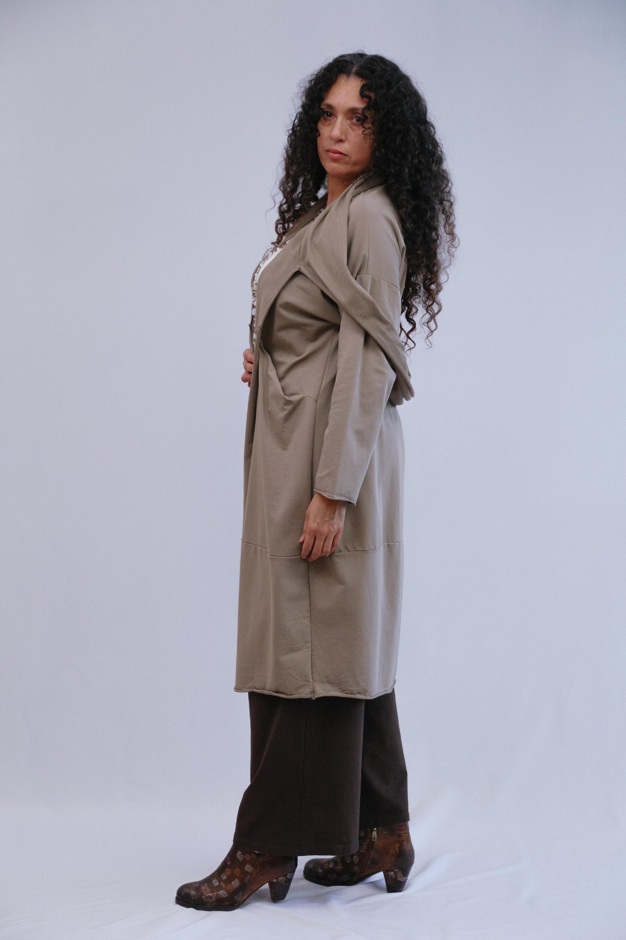 Loop Scarf Jacket in Taupe_Side