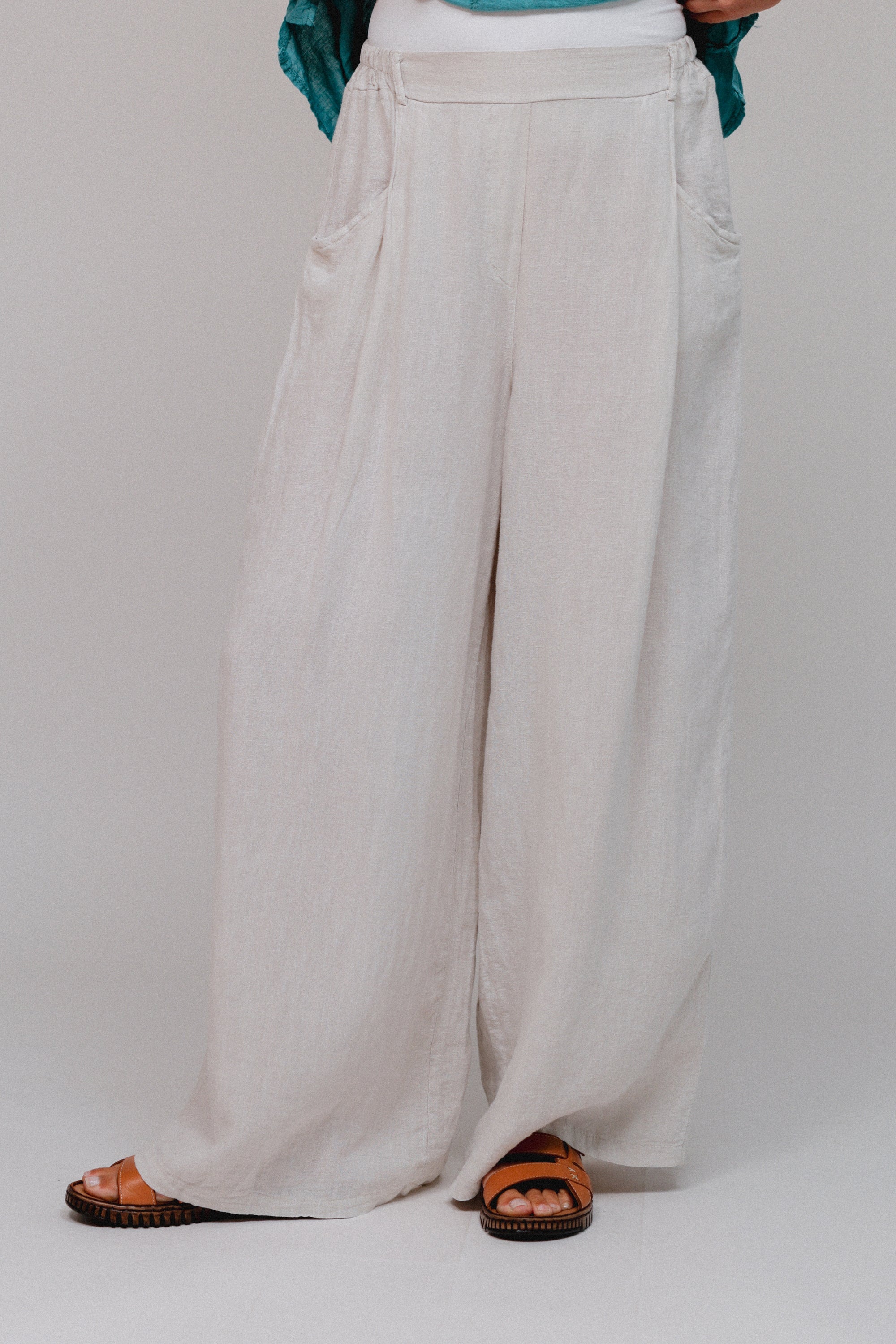 Half-Elastic Wide Leg Sand Front