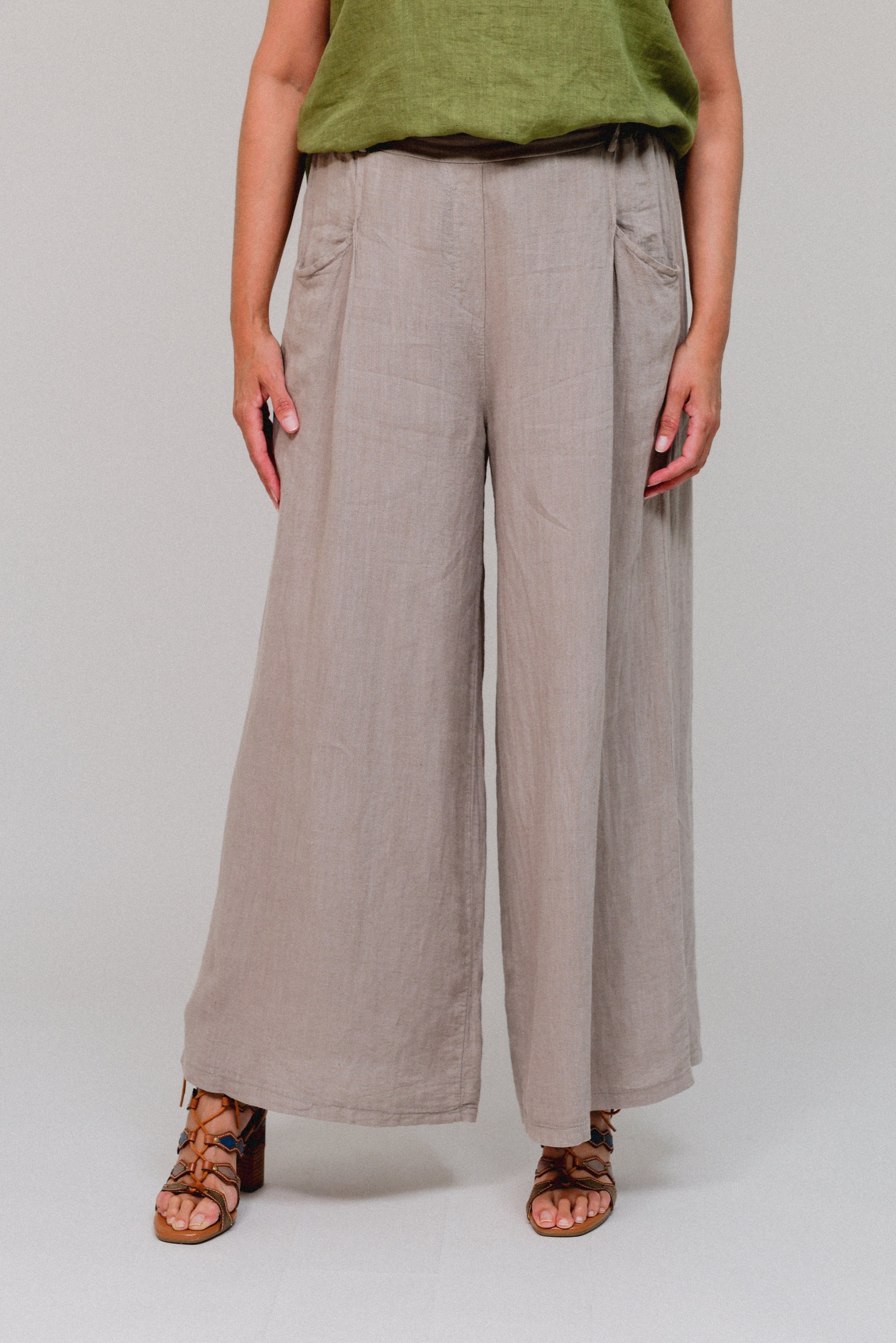 Half-Elastic Wide Leg Taupe Front