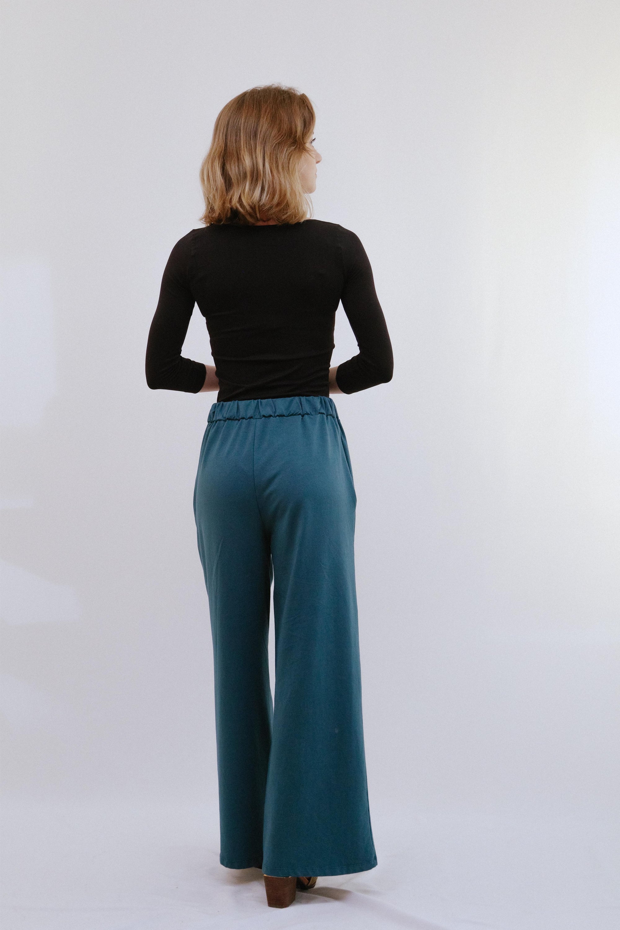 Wide Leg Pants in Teal_Back