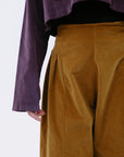 Side Pleat Velvet Pants Mustard_Detail