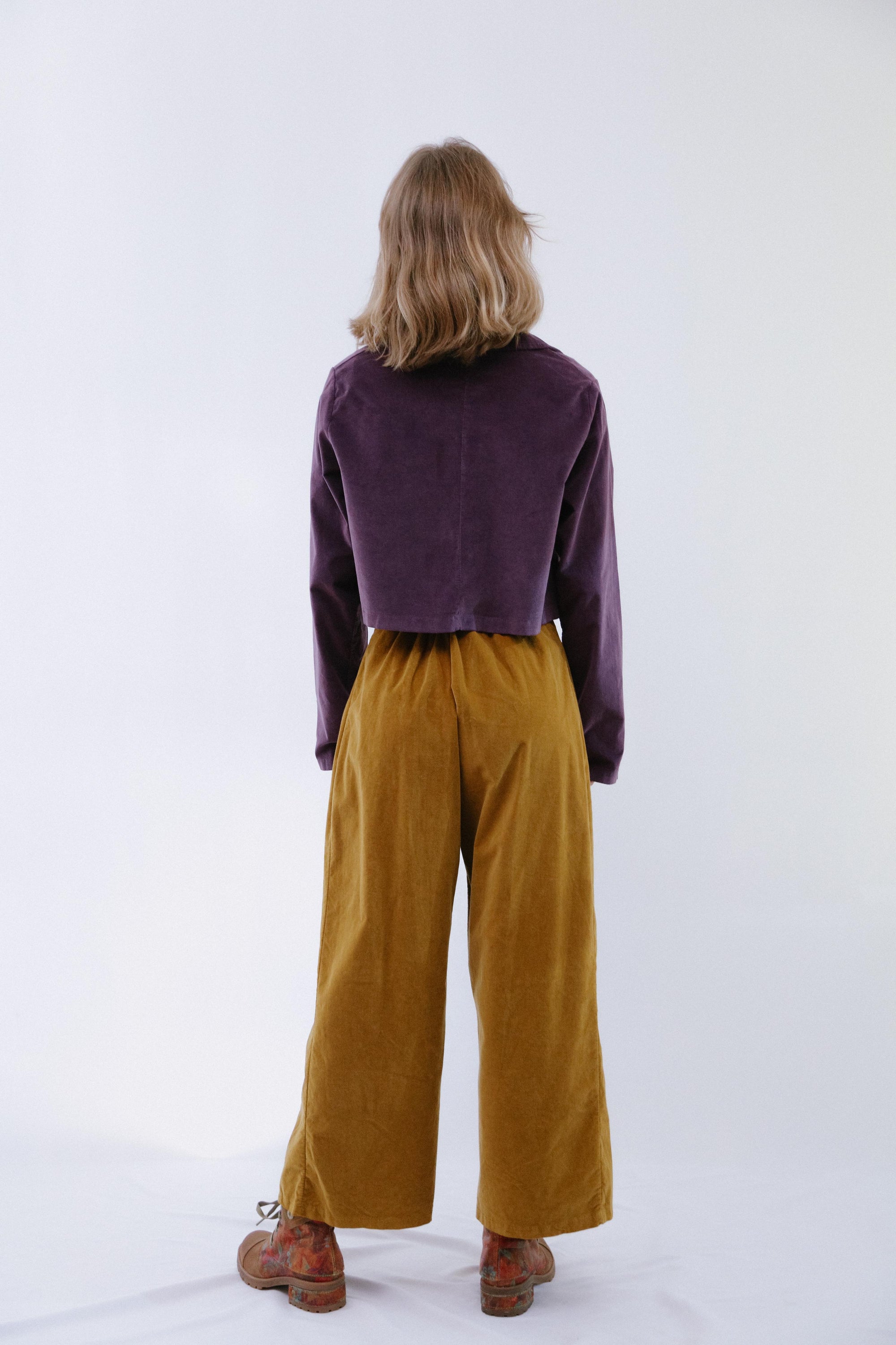 Side Pleat Velvet Pants Mustard_Back