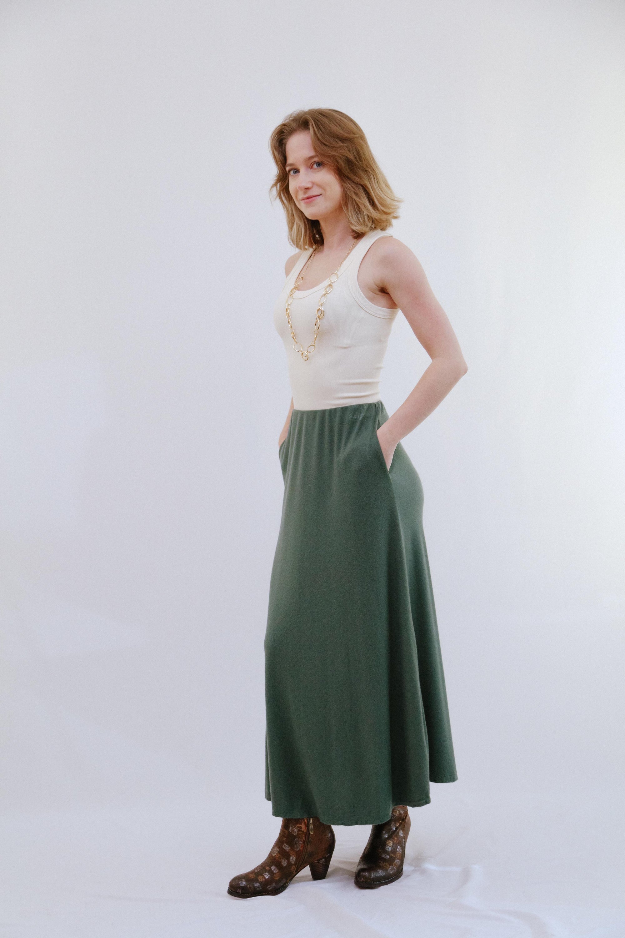 A-line Skirt in Olive_Side