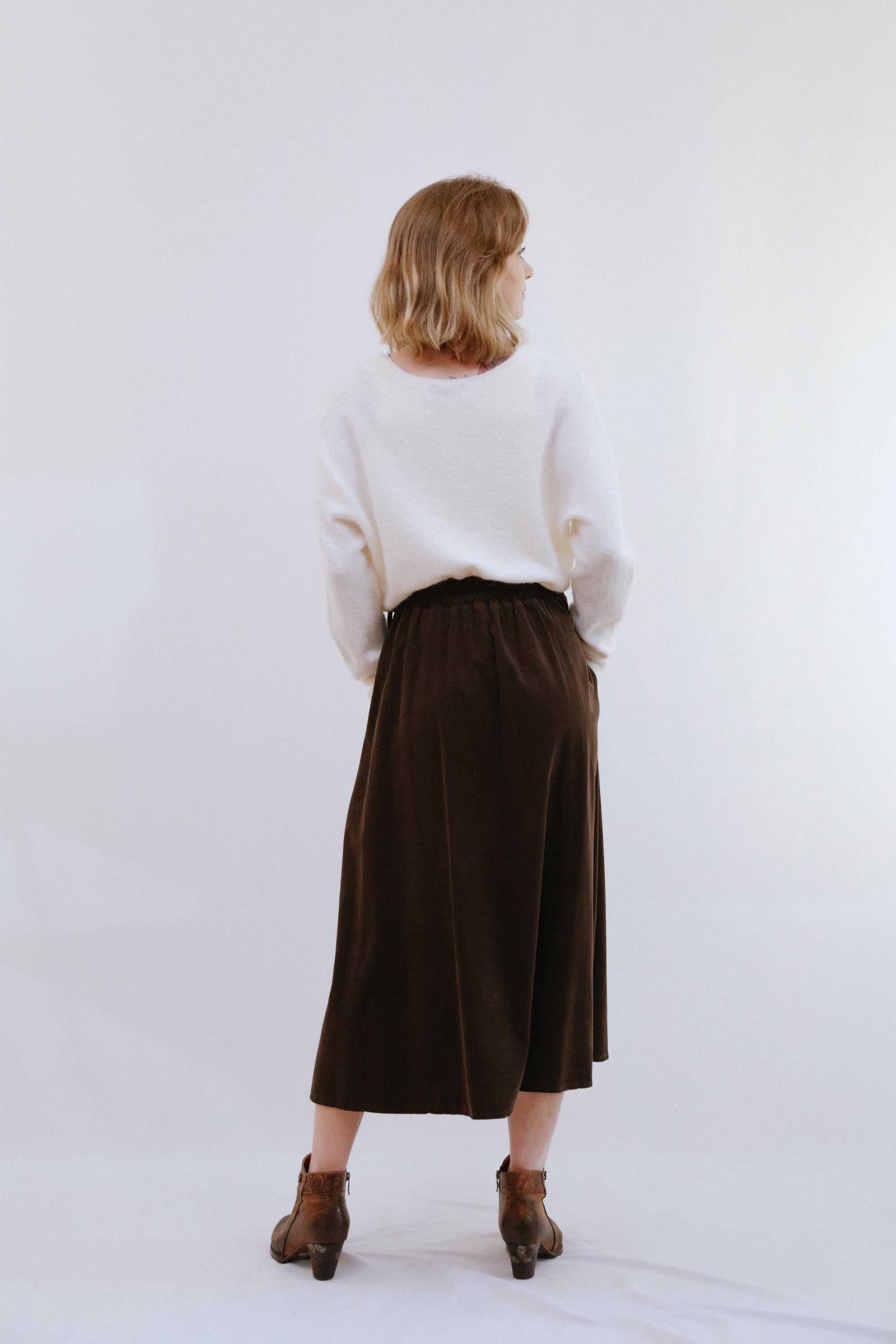 Wrap Around Scallop Hem Skirt in Coco_Back