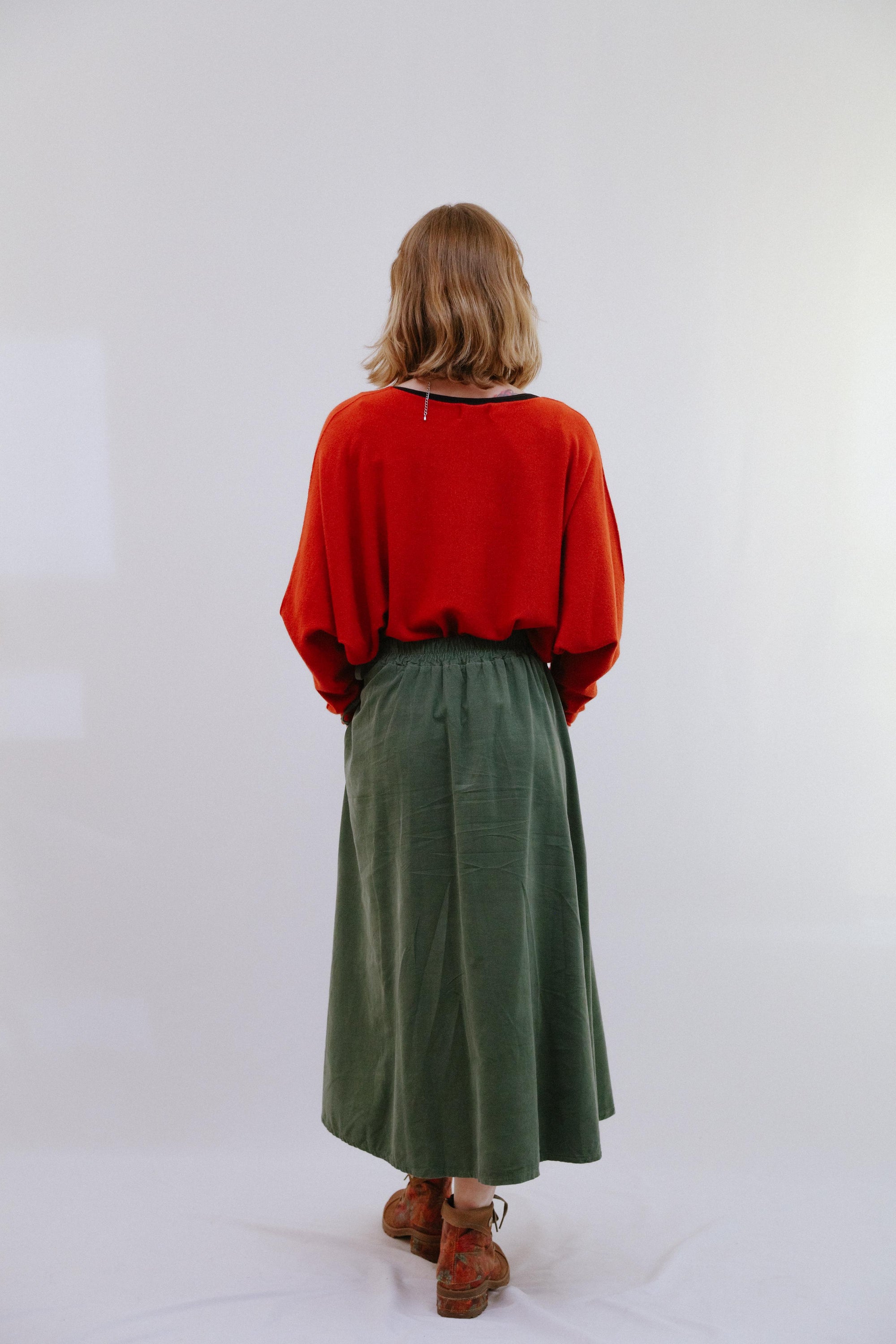 Wrap Around Scallop Hem Skirt in Olive_Back