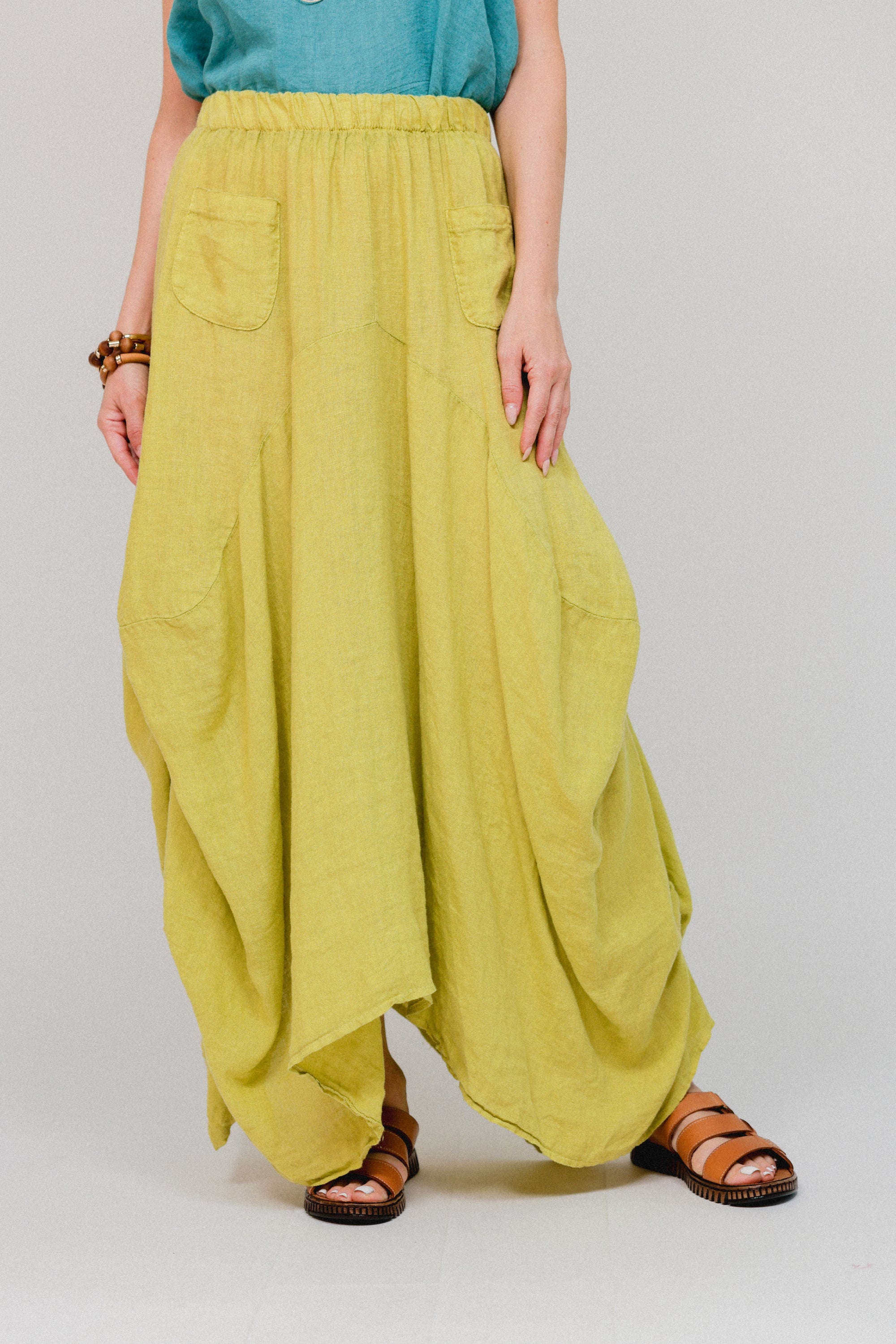 Maxi Front Pocket Detailed Skirt Moss Front