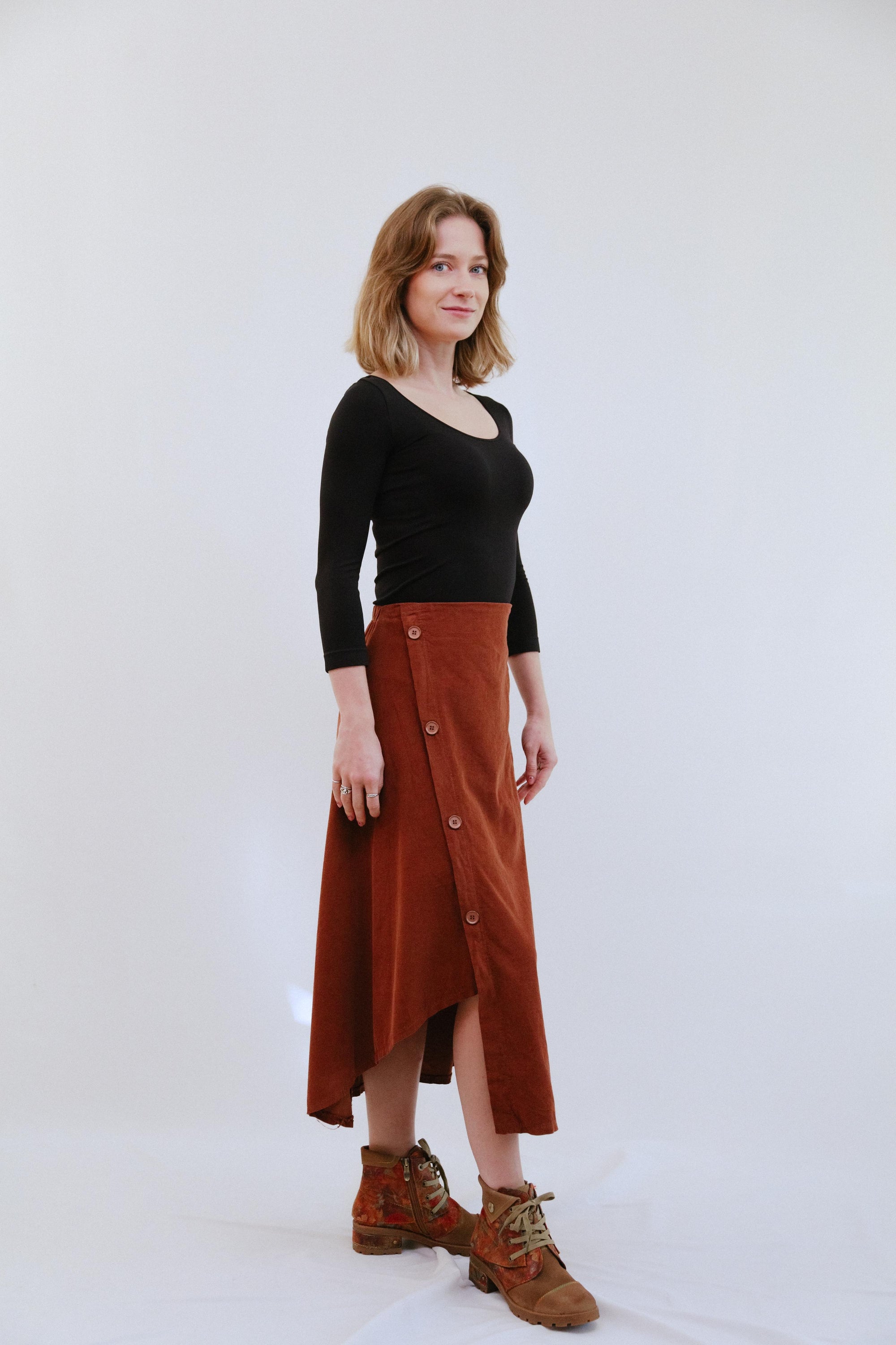 Button Maxi Skirt in Terra_Side