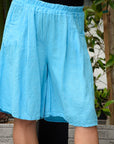 Linen Bermuda Shorts in turquoise