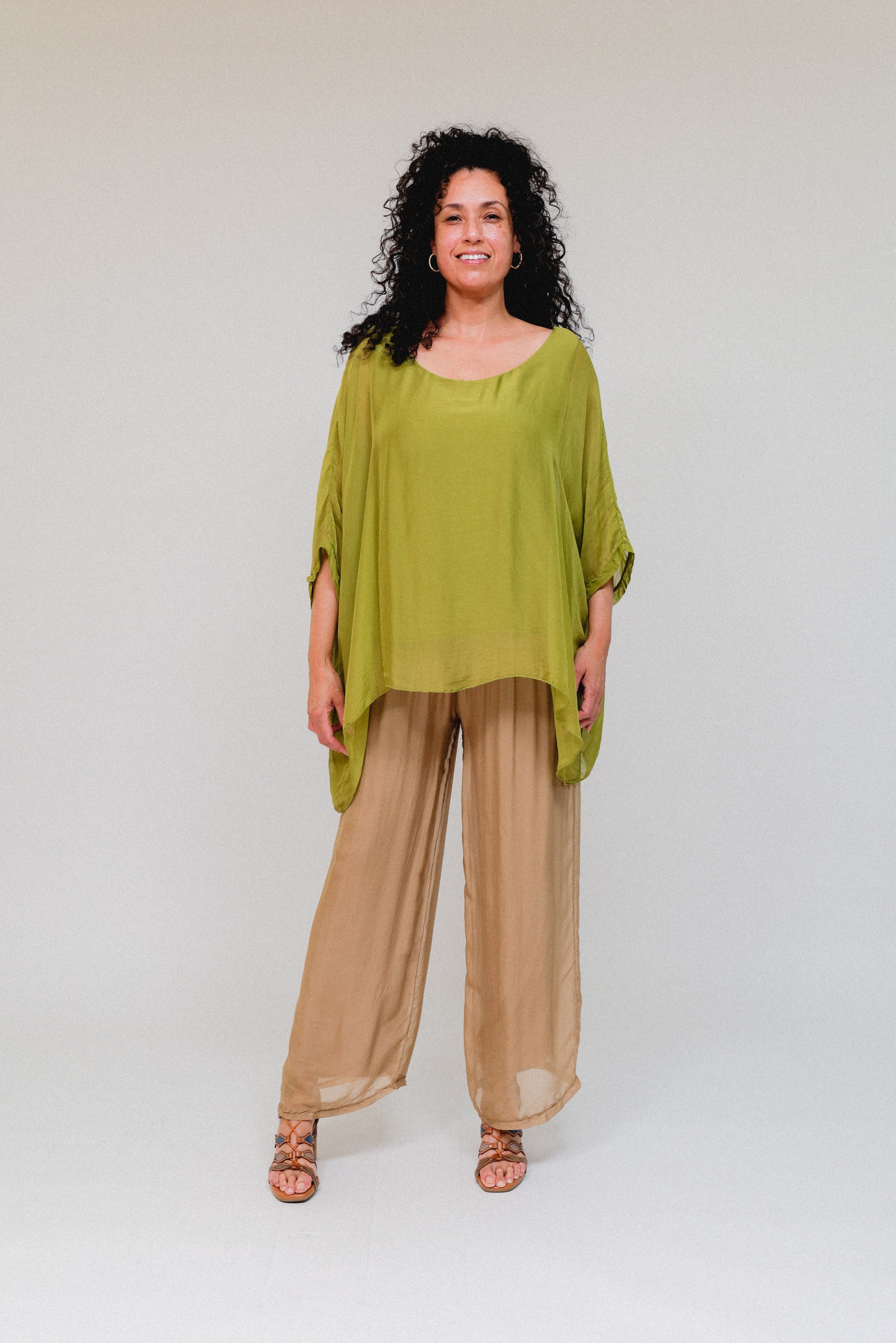 Dolman Top Kiwi Front