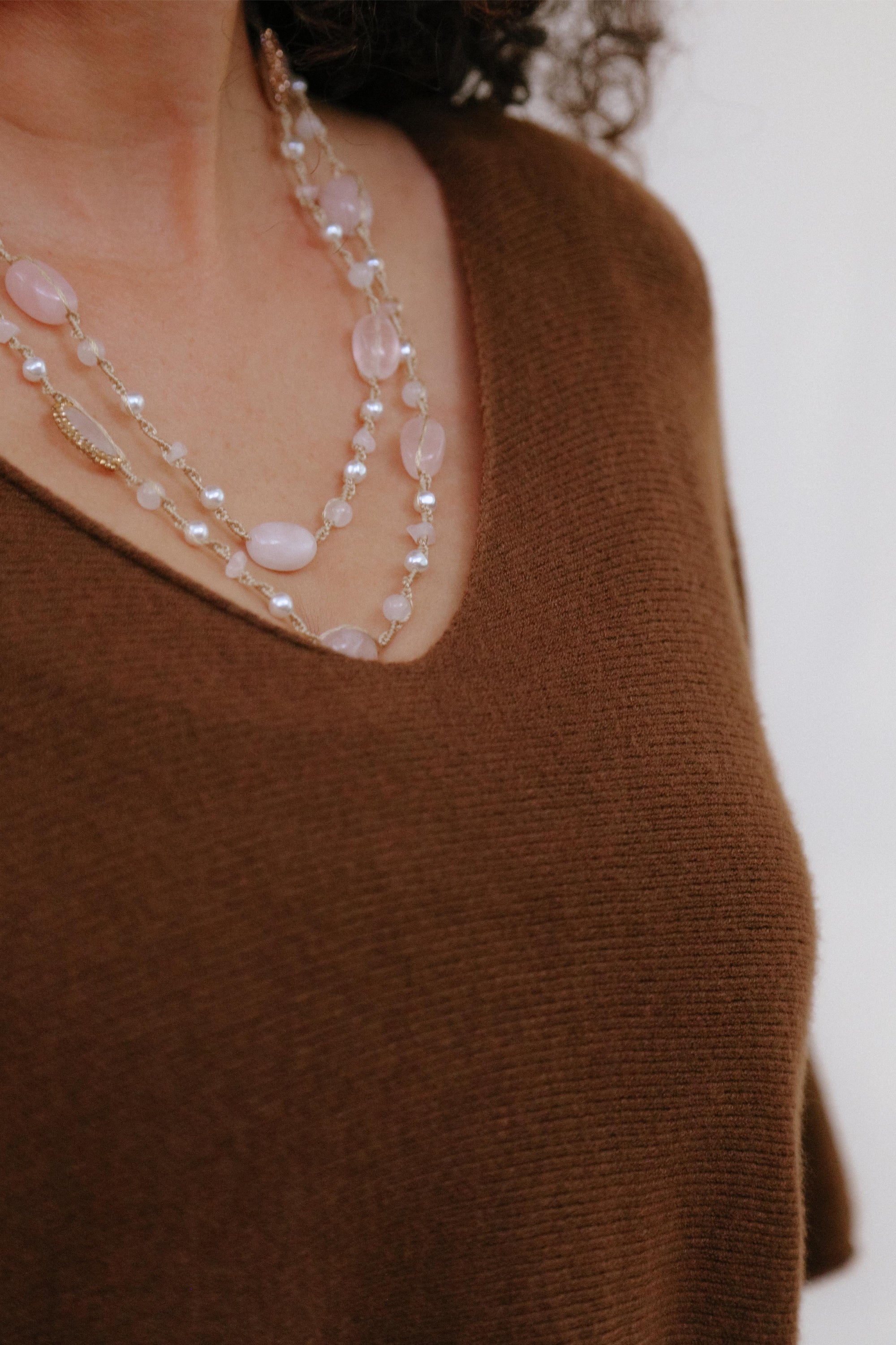 V-Neck Extented Sleeve Top in Coco_Neckline Detail