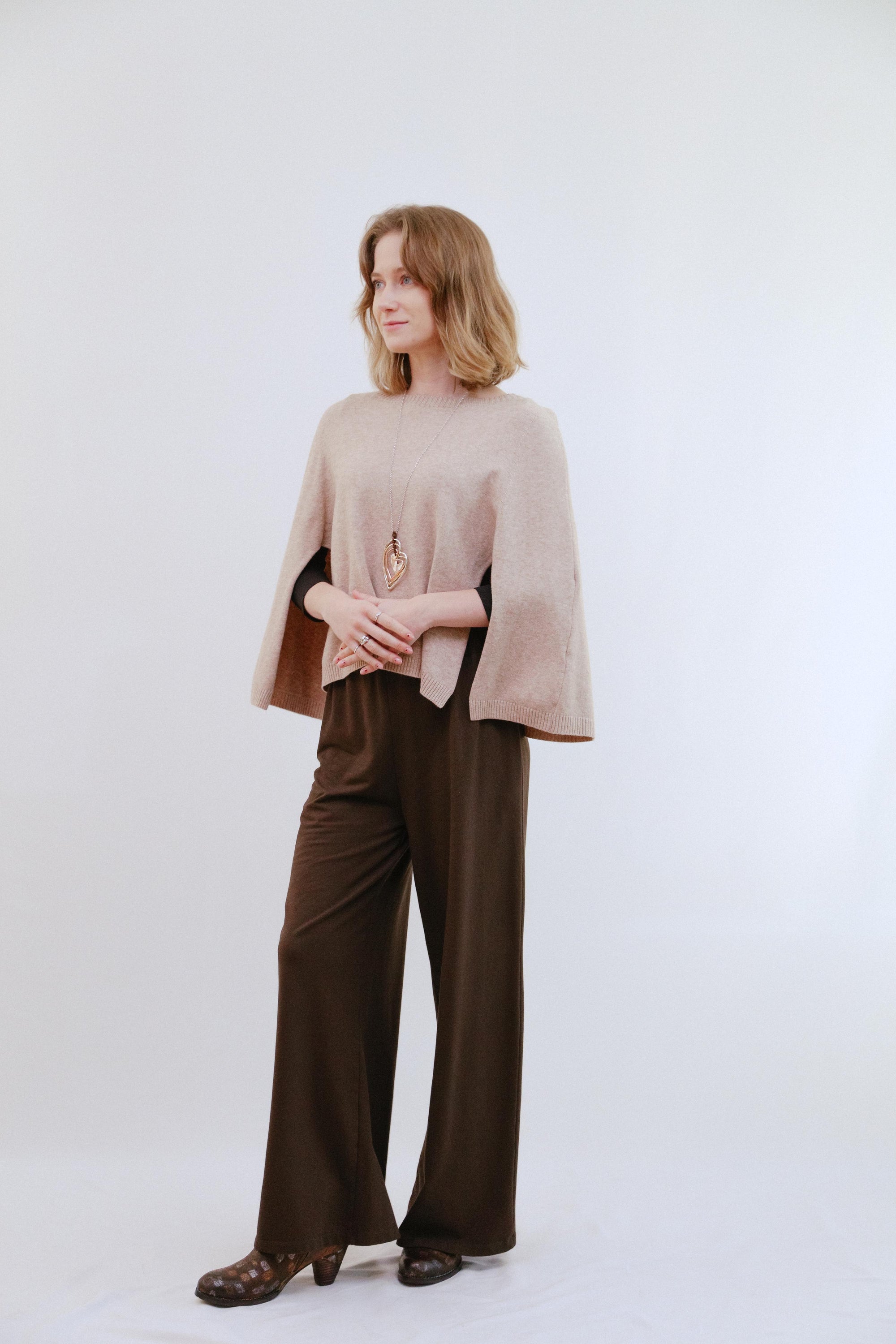 Ribbed Cover Top in Ivory_Side