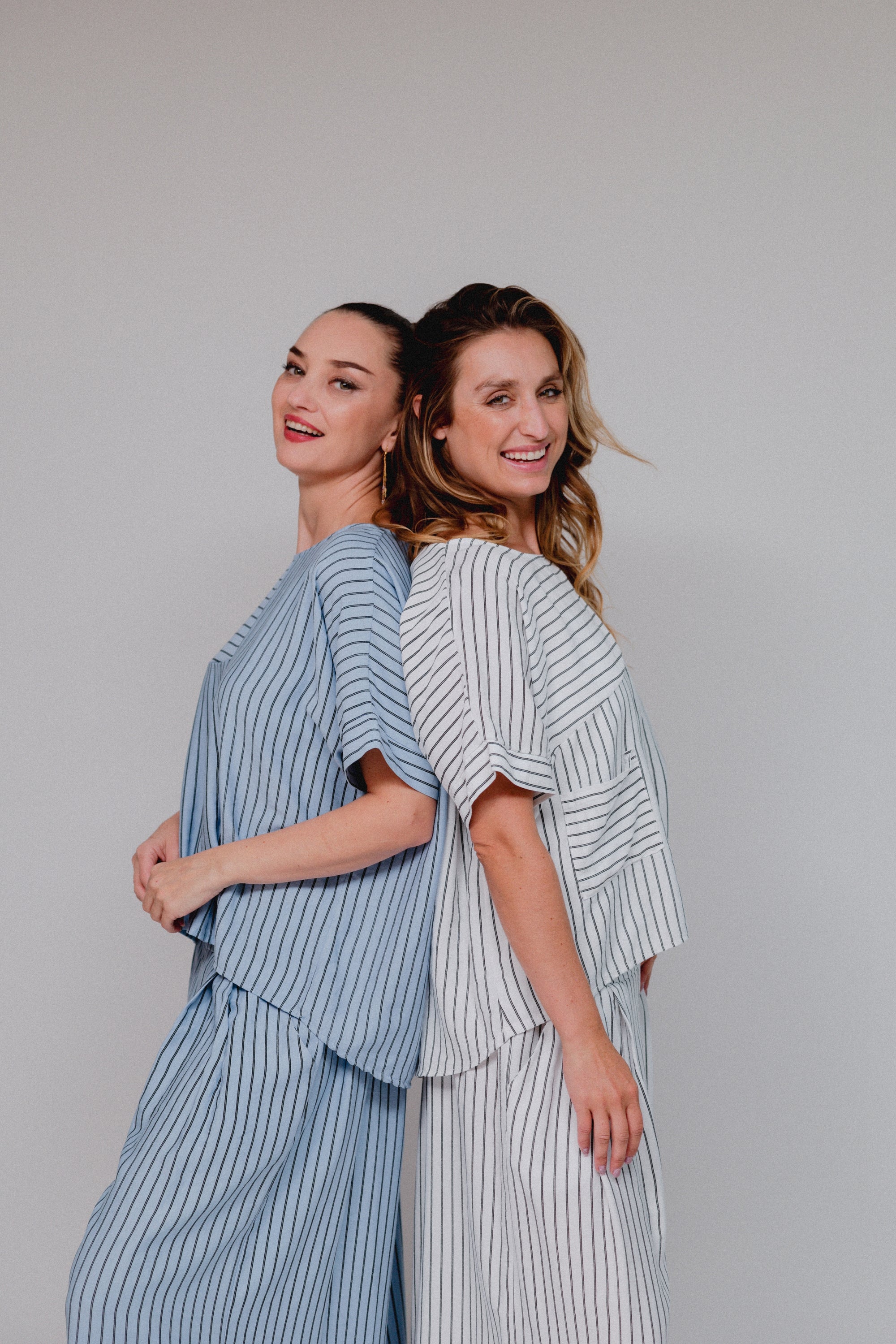 Stripe 1-Pocket Top Blue and White Side