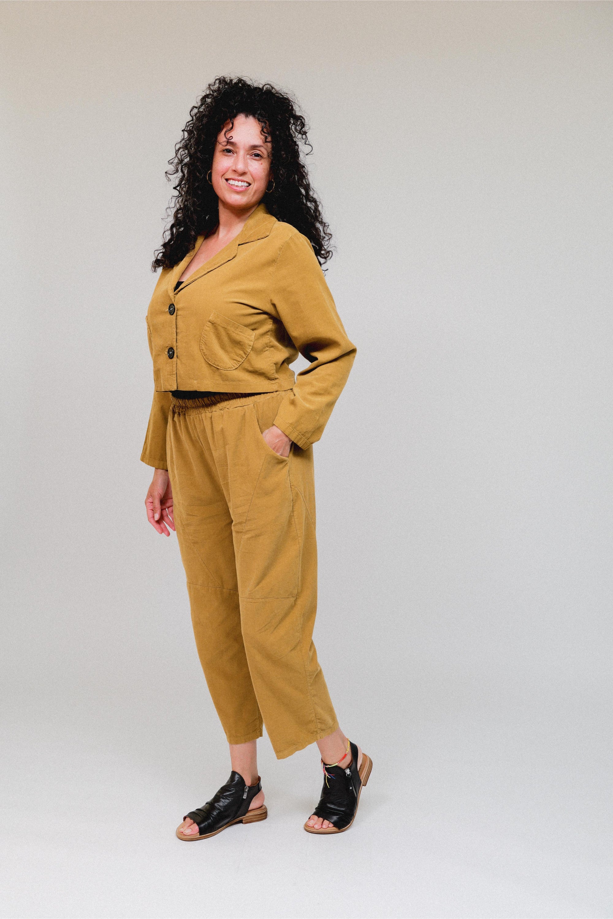 Collar Crop Cover Top in Mustard_Side