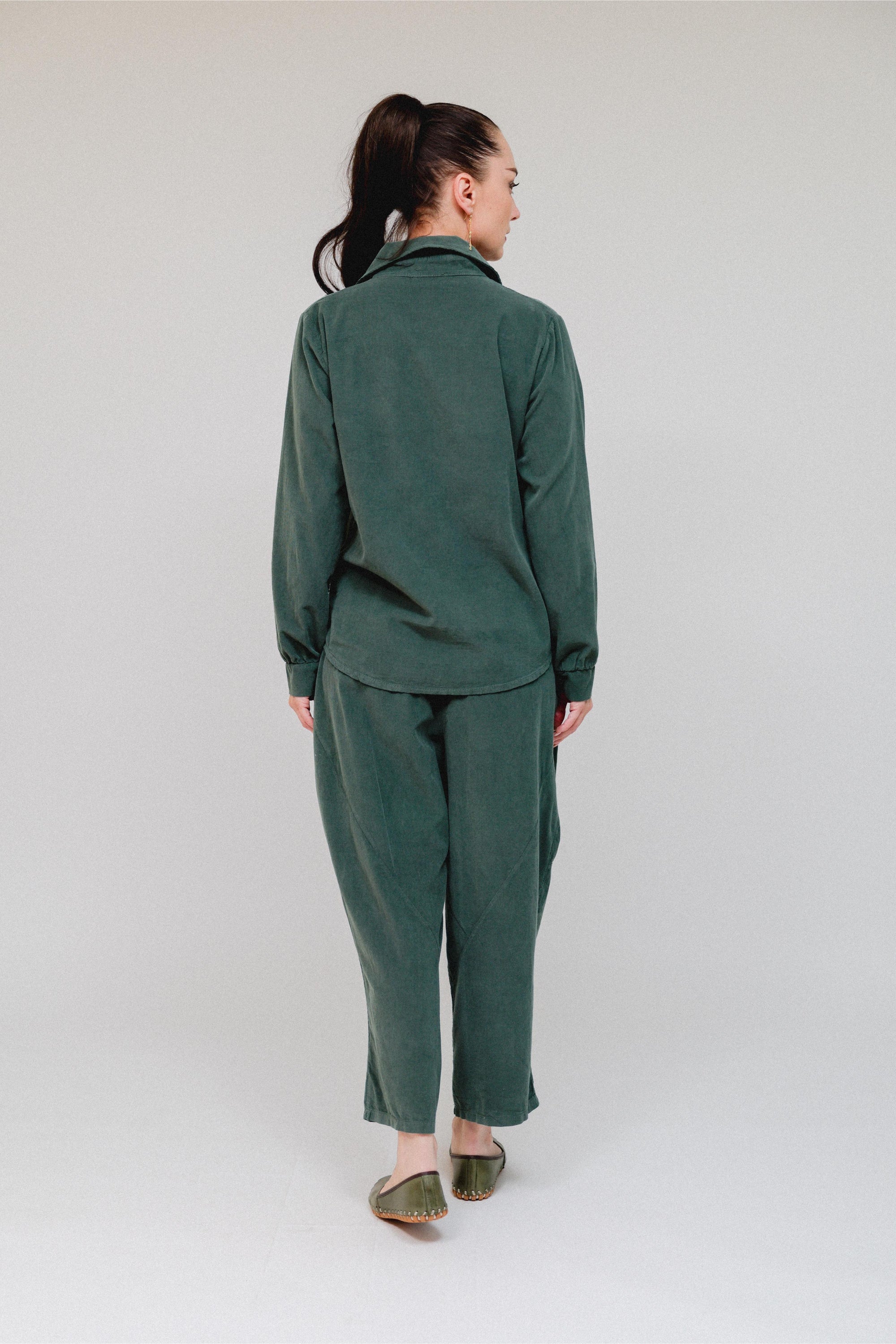 1-Pocket Utility Shirt in Olive_Back