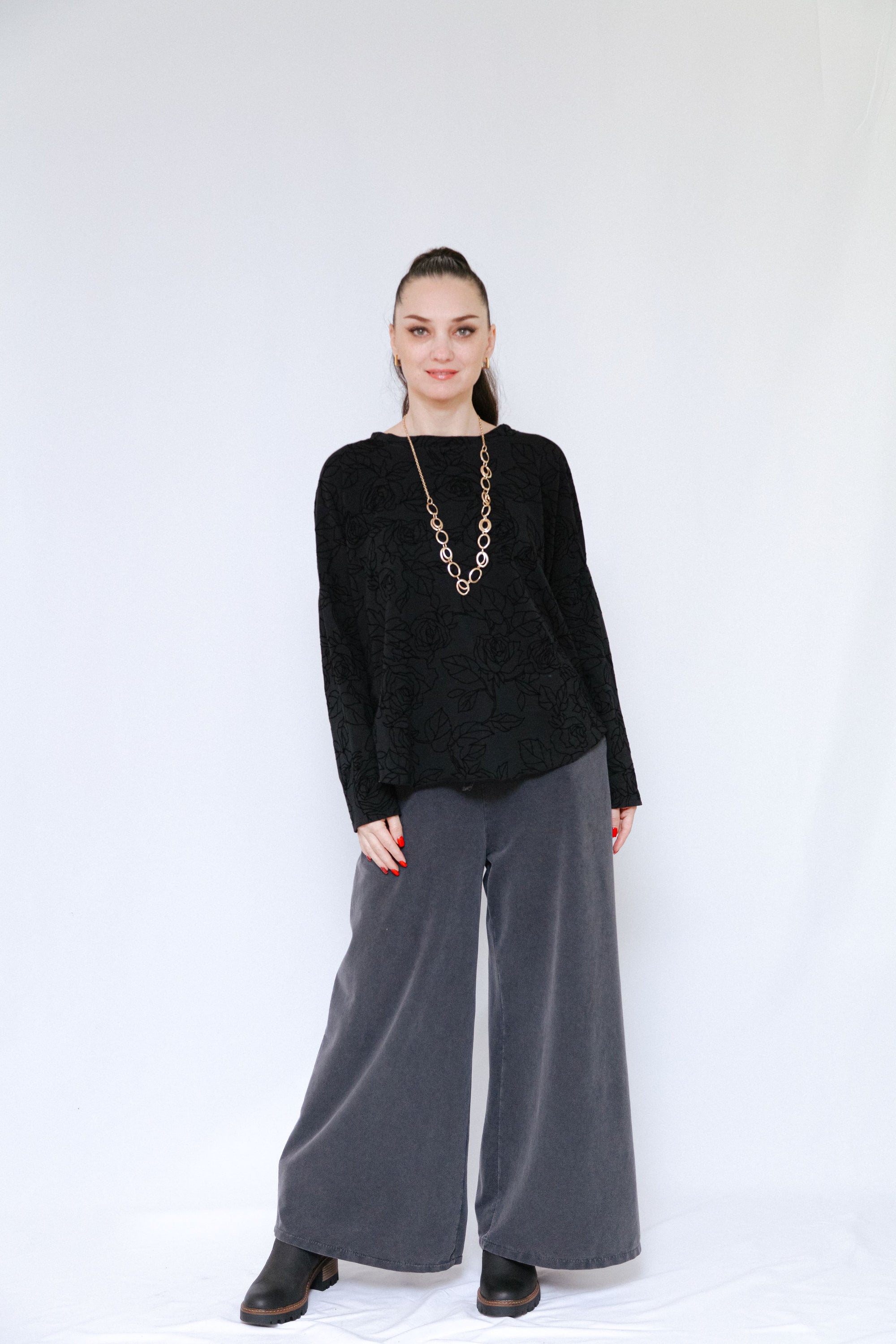 Embroidered Rose Print in Black_Front