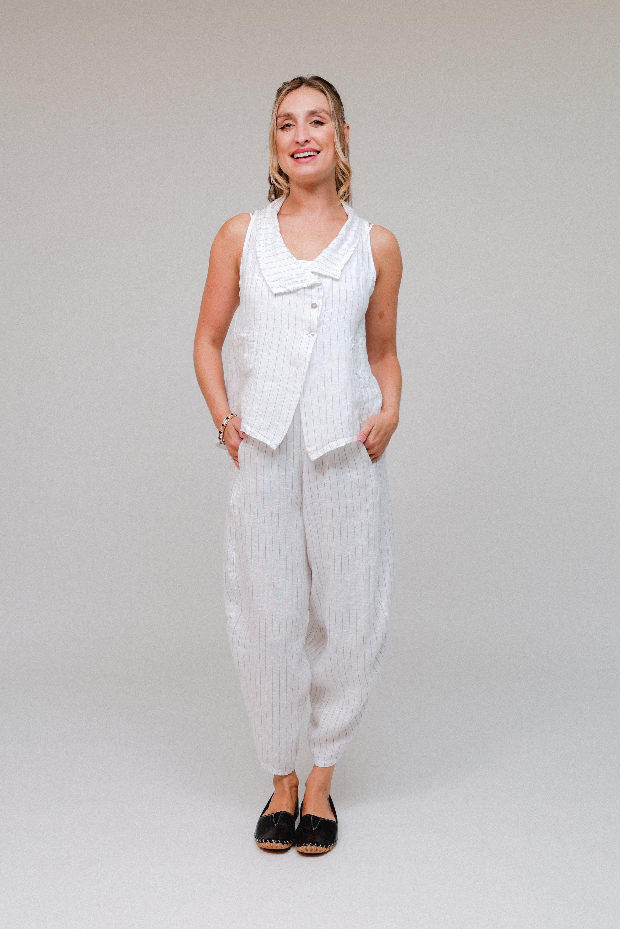 3-Button Dune Stripe Top White Front
