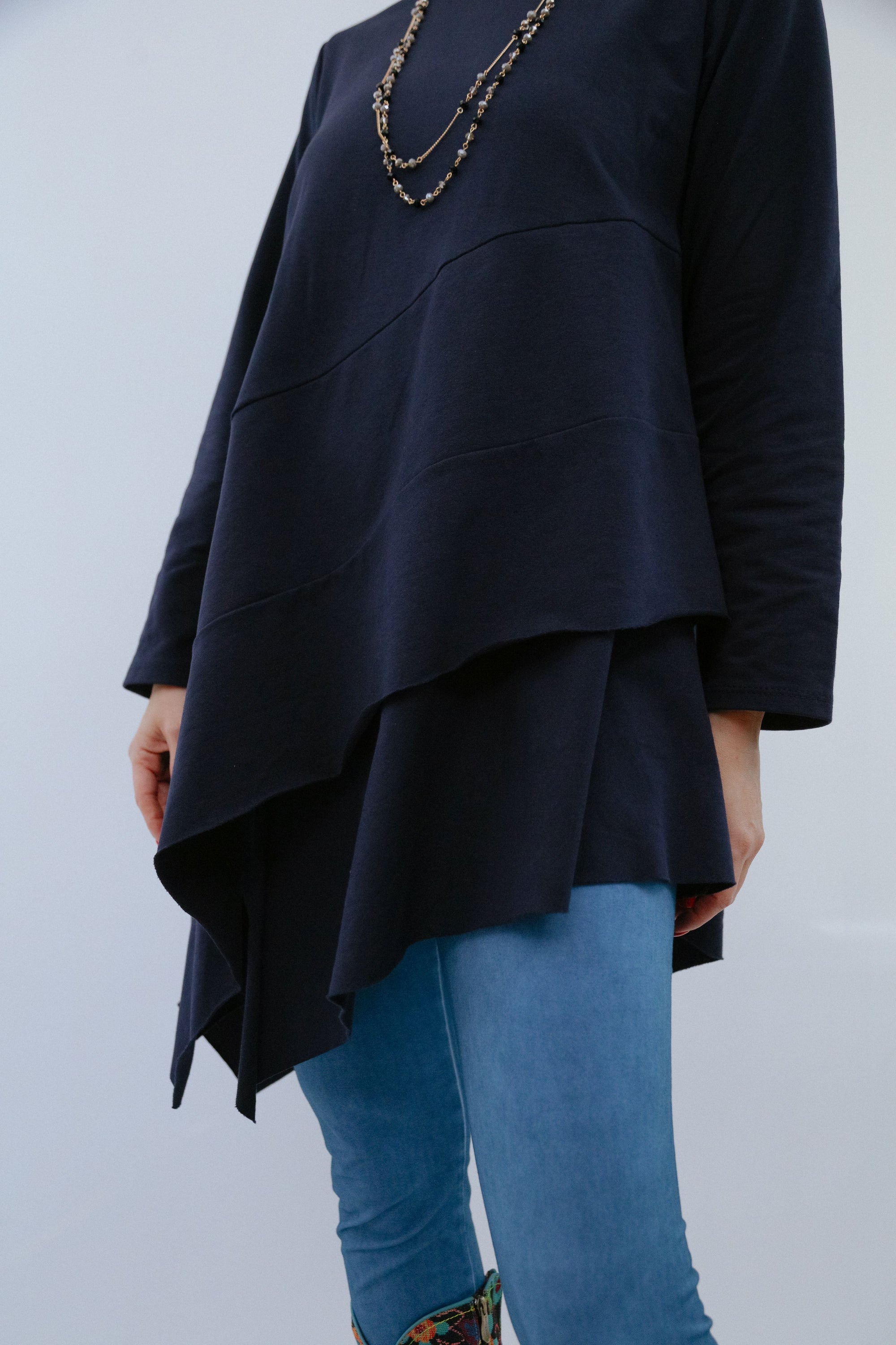 Round Neck Assym Tunic in Navy_Detail