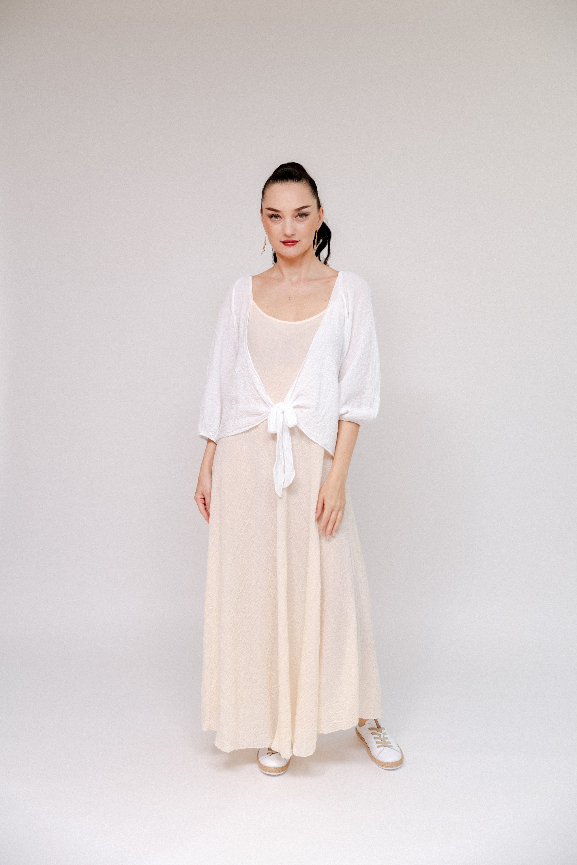 Crinkle Cover 3/4 Sleeve Top White Front