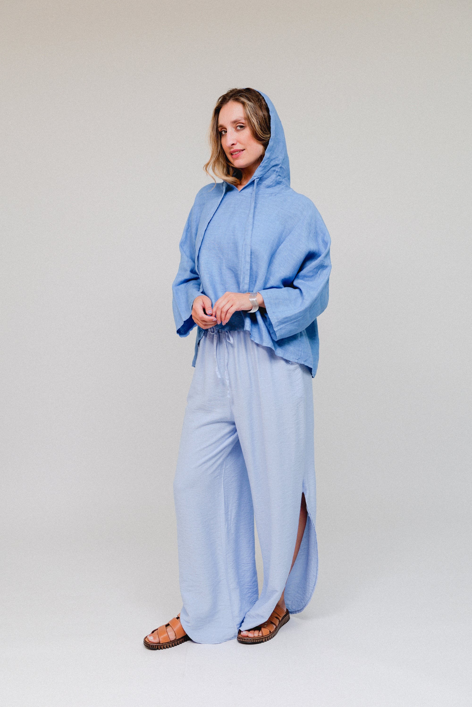 3/4 Sleeve Crop Hoody Periwinkle Front