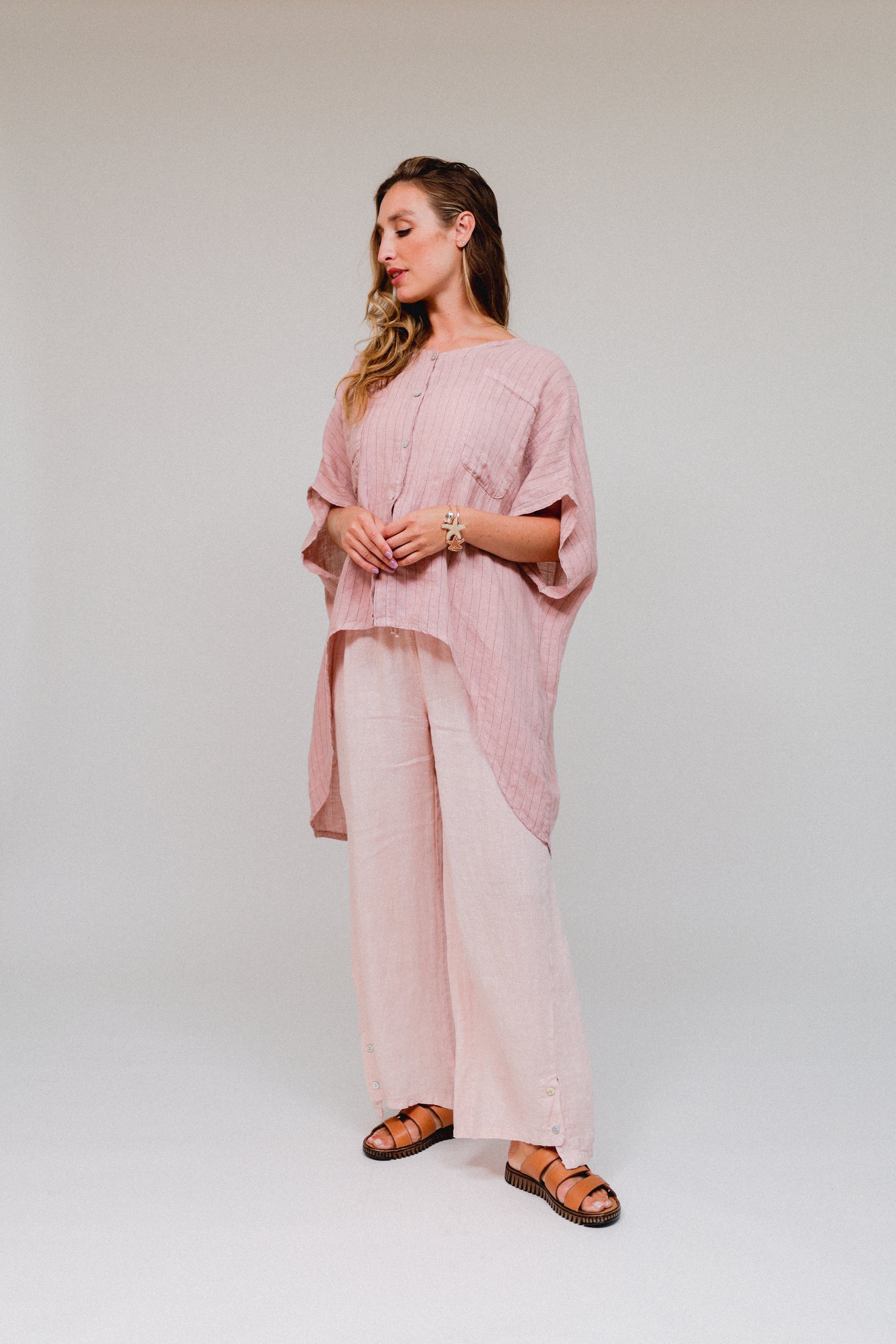 Stripe 2-Pocket Hi-Lo Top Pink Front