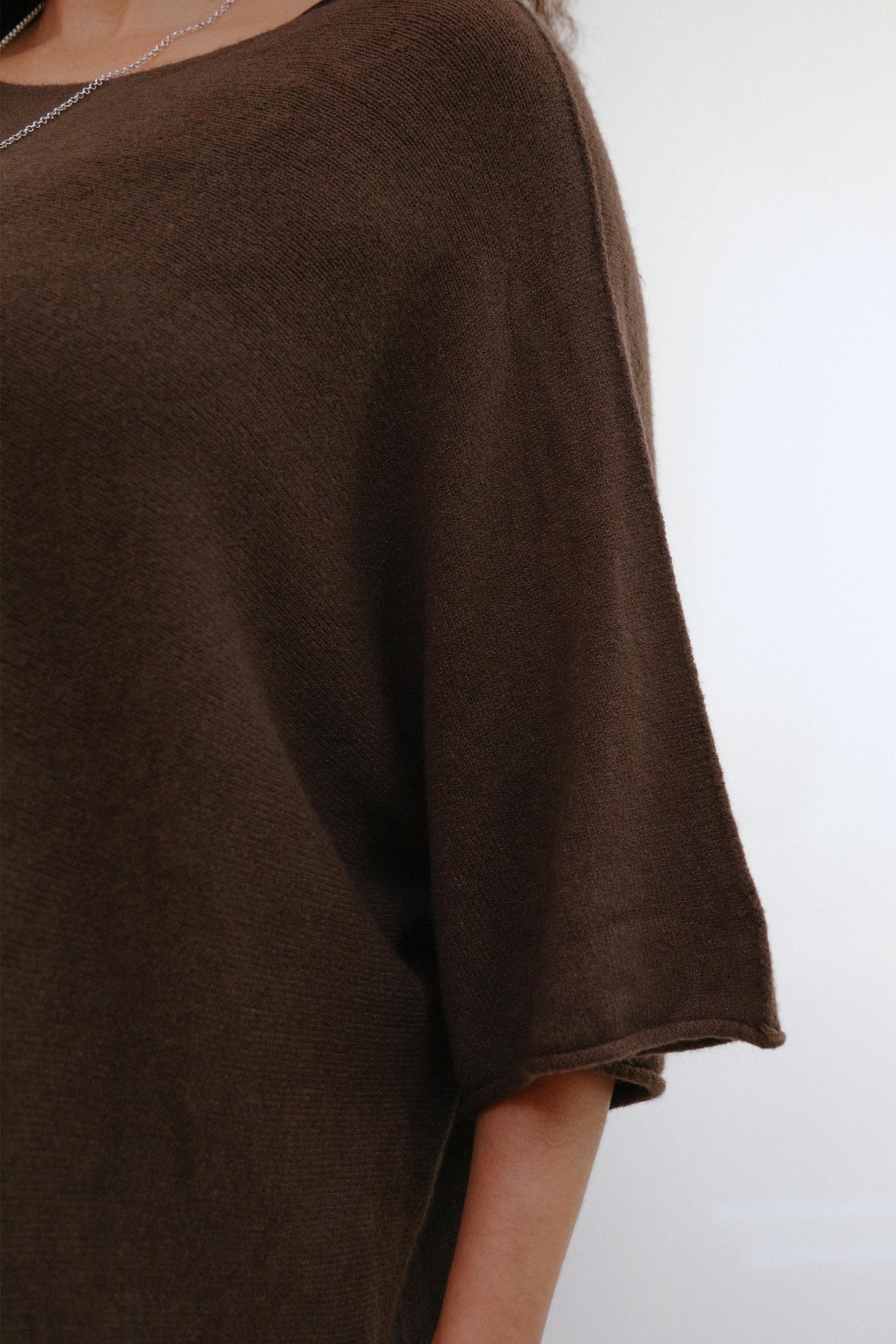 Crew Neck Extended Sleeve Top in Coco_Sleeve Detail